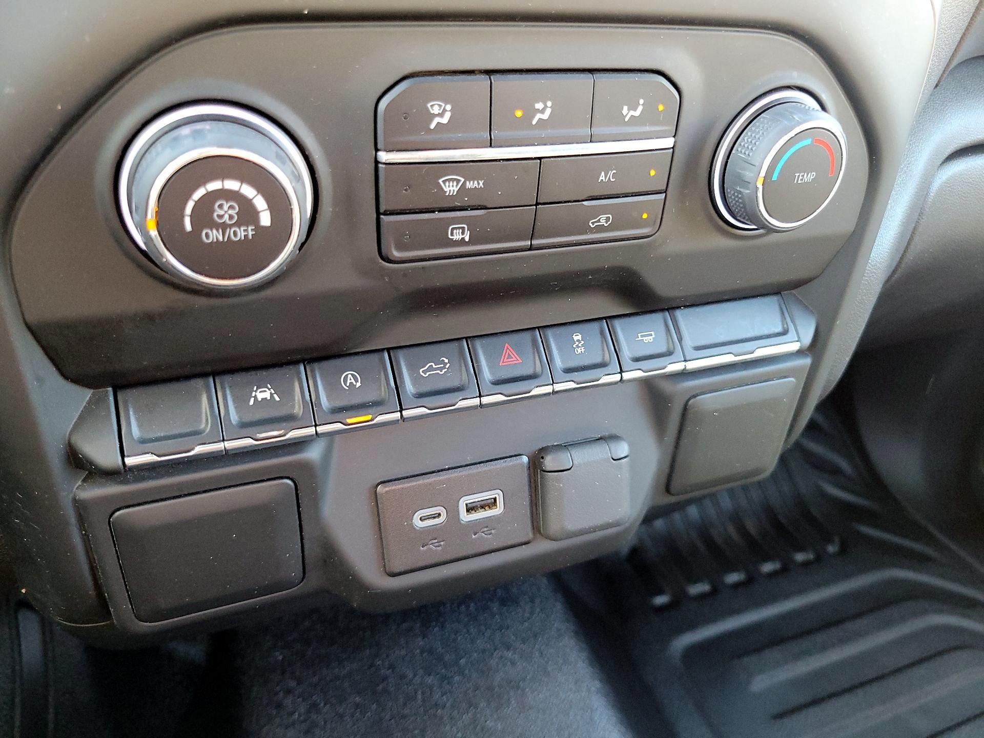 Thumbnail: 2024 Chevrolet Silverado 1500 - 16