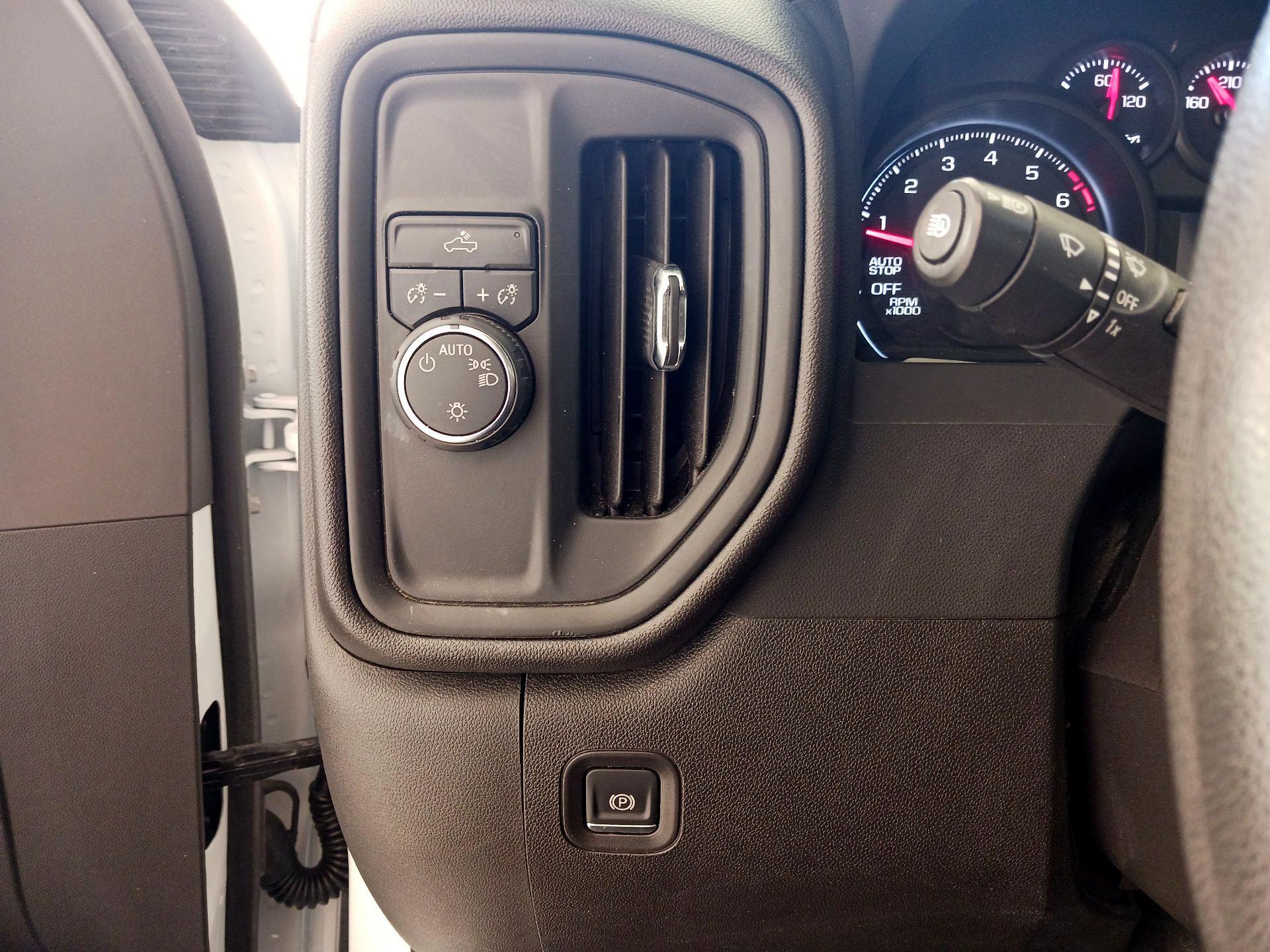 Thumbnail: 2024 Chevrolet Silverado 1500 - 13
