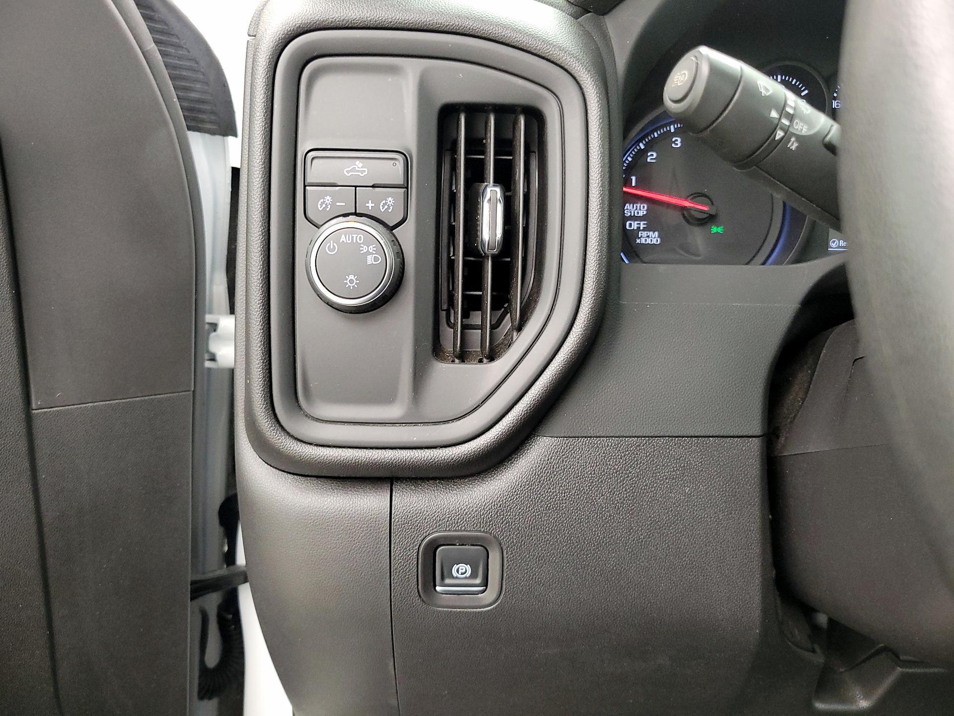 Thumbnail: 2024 Chevrolet Silverado 1500 - 13