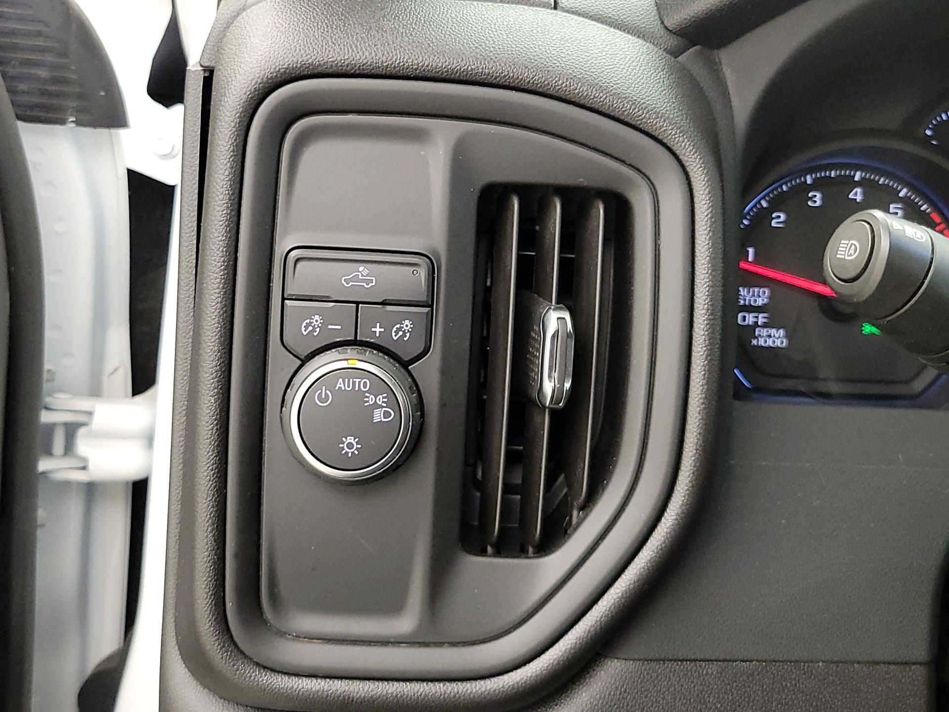 Thumbnail: 2024 Chevrolet Silverado 1500 - 13
