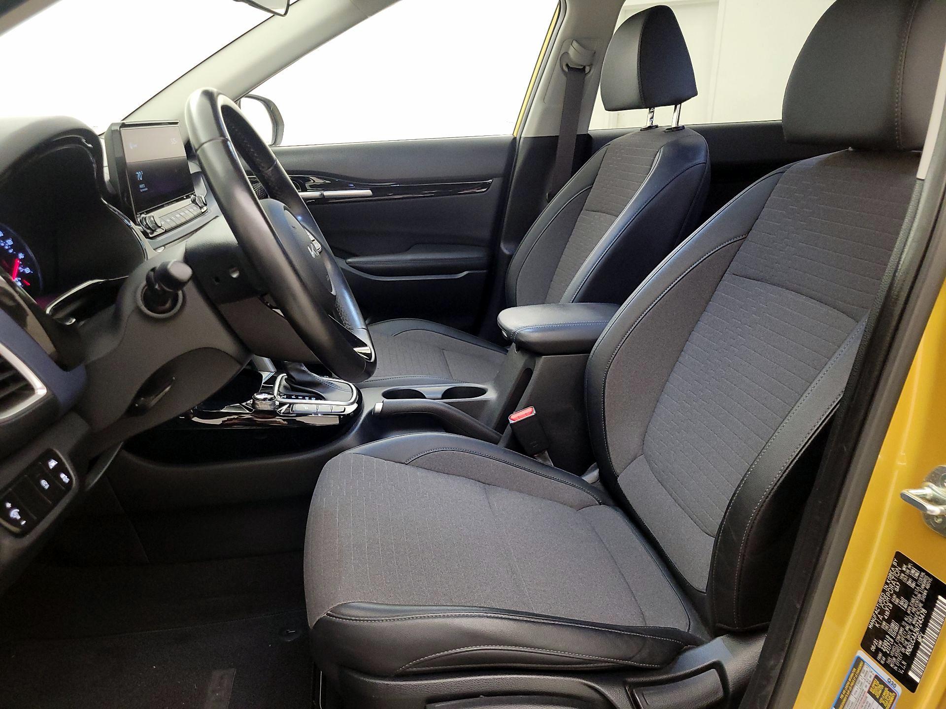 Thumbnail: 2022 Kia Seltos - 11