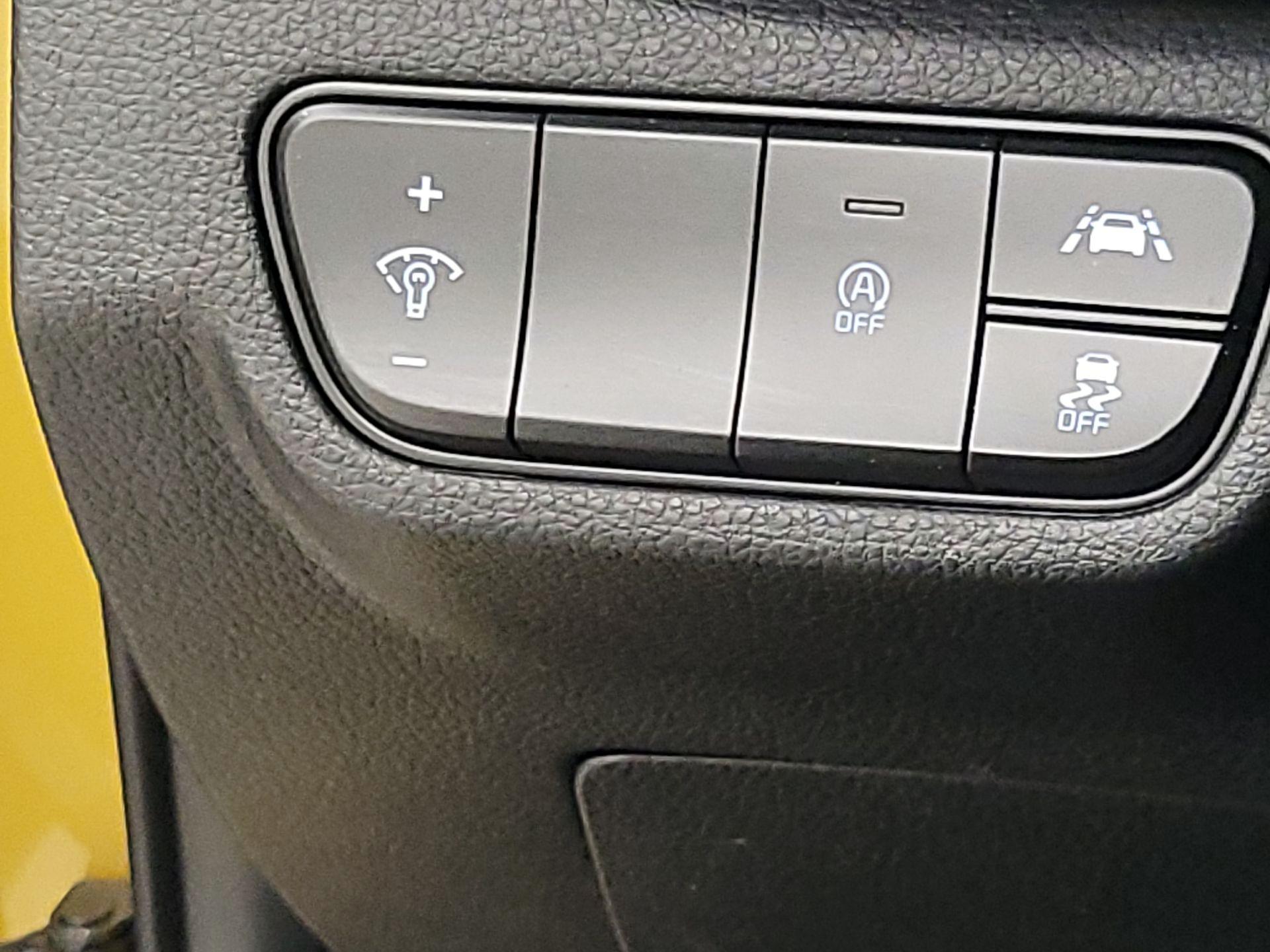 Thumbnail: 2022 Kia Seltos - 13