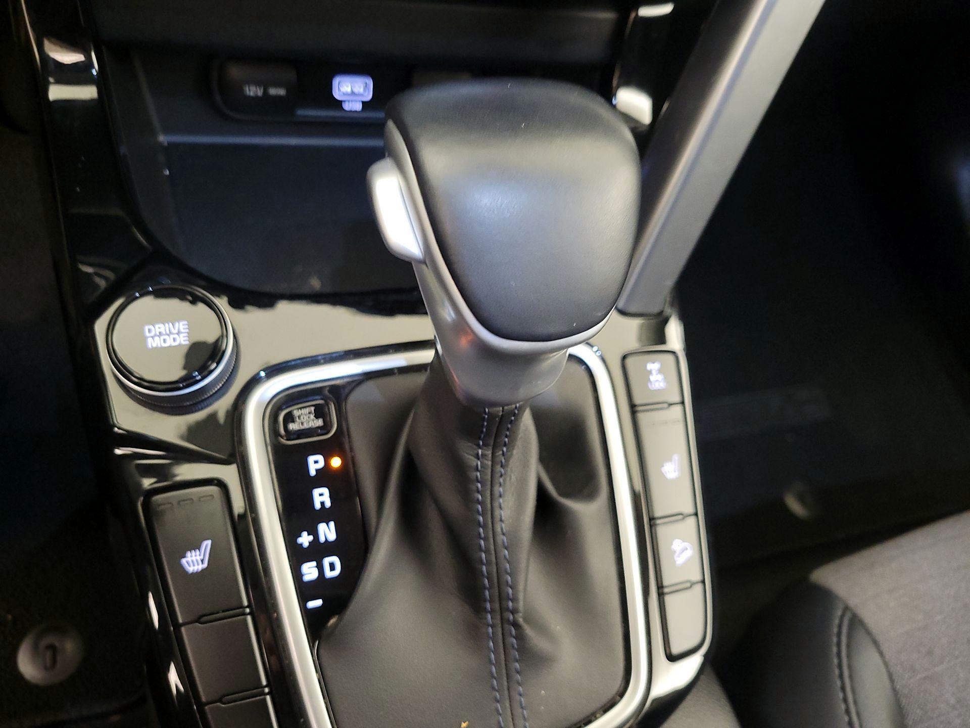 Thumbnail: 2022 Kia Seltos - 17