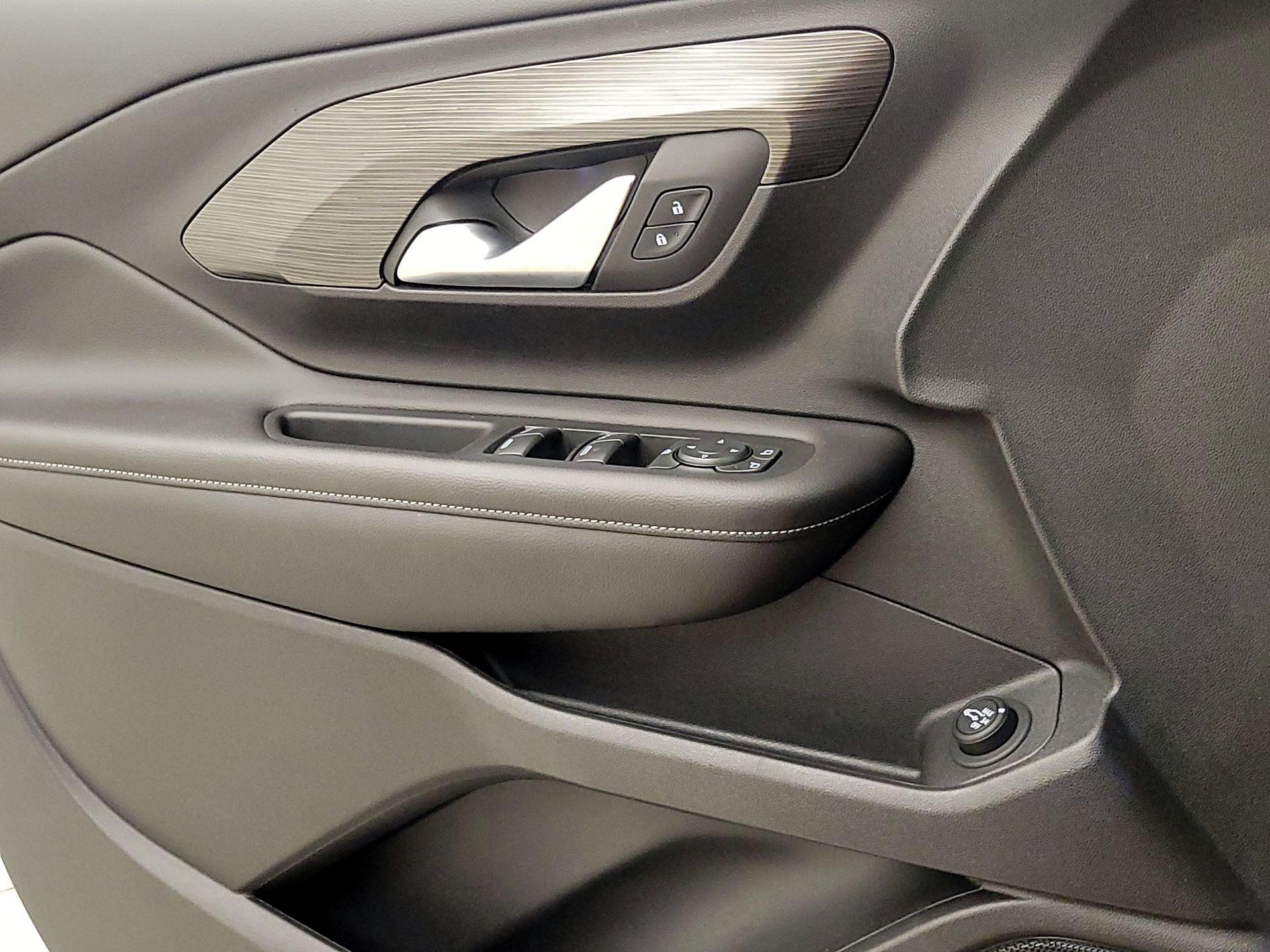 Thumbnail: 2022 GMC Terrain - 12