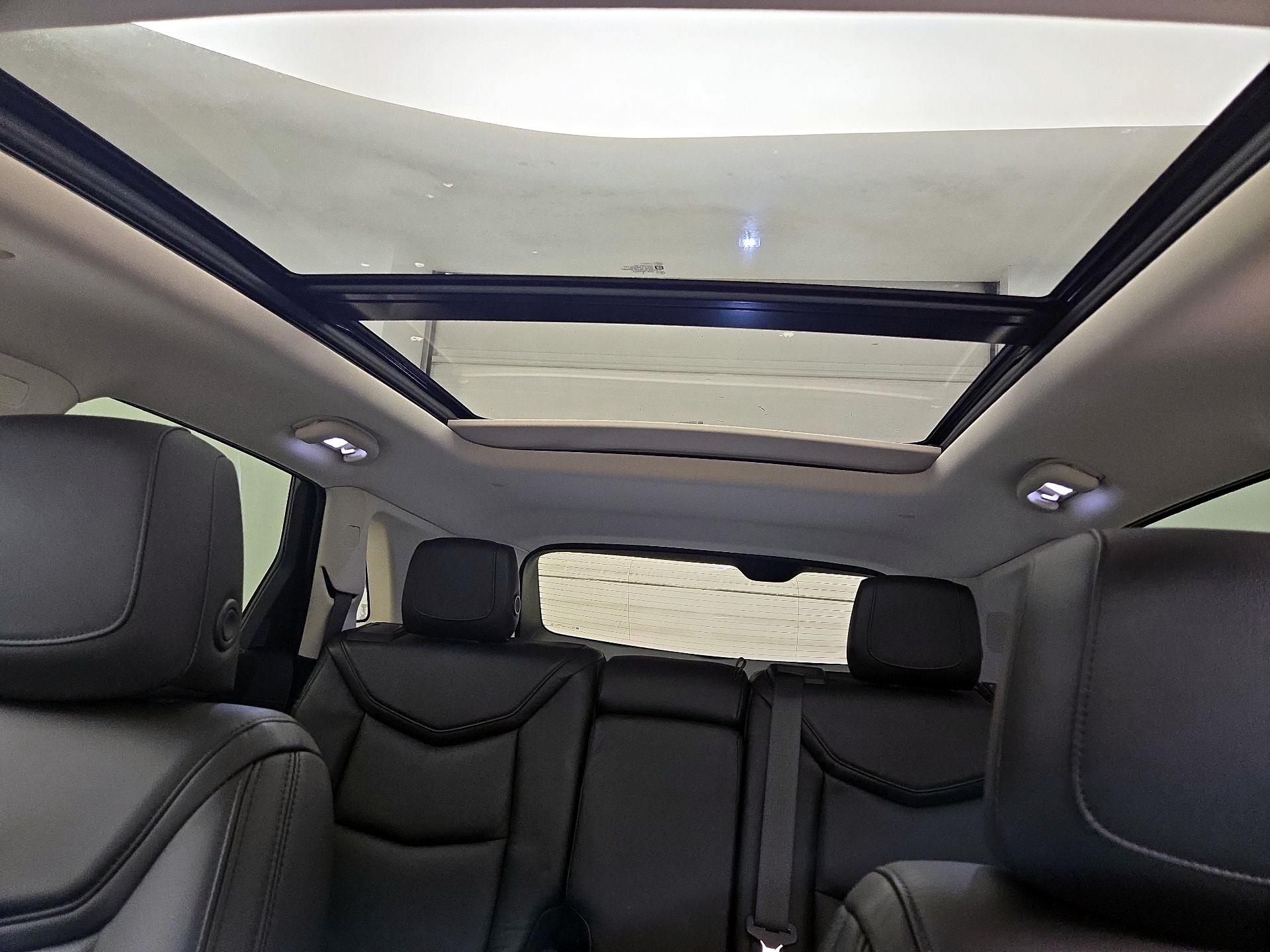 Thumbnail: 2017 Cadillac XT5 - 20