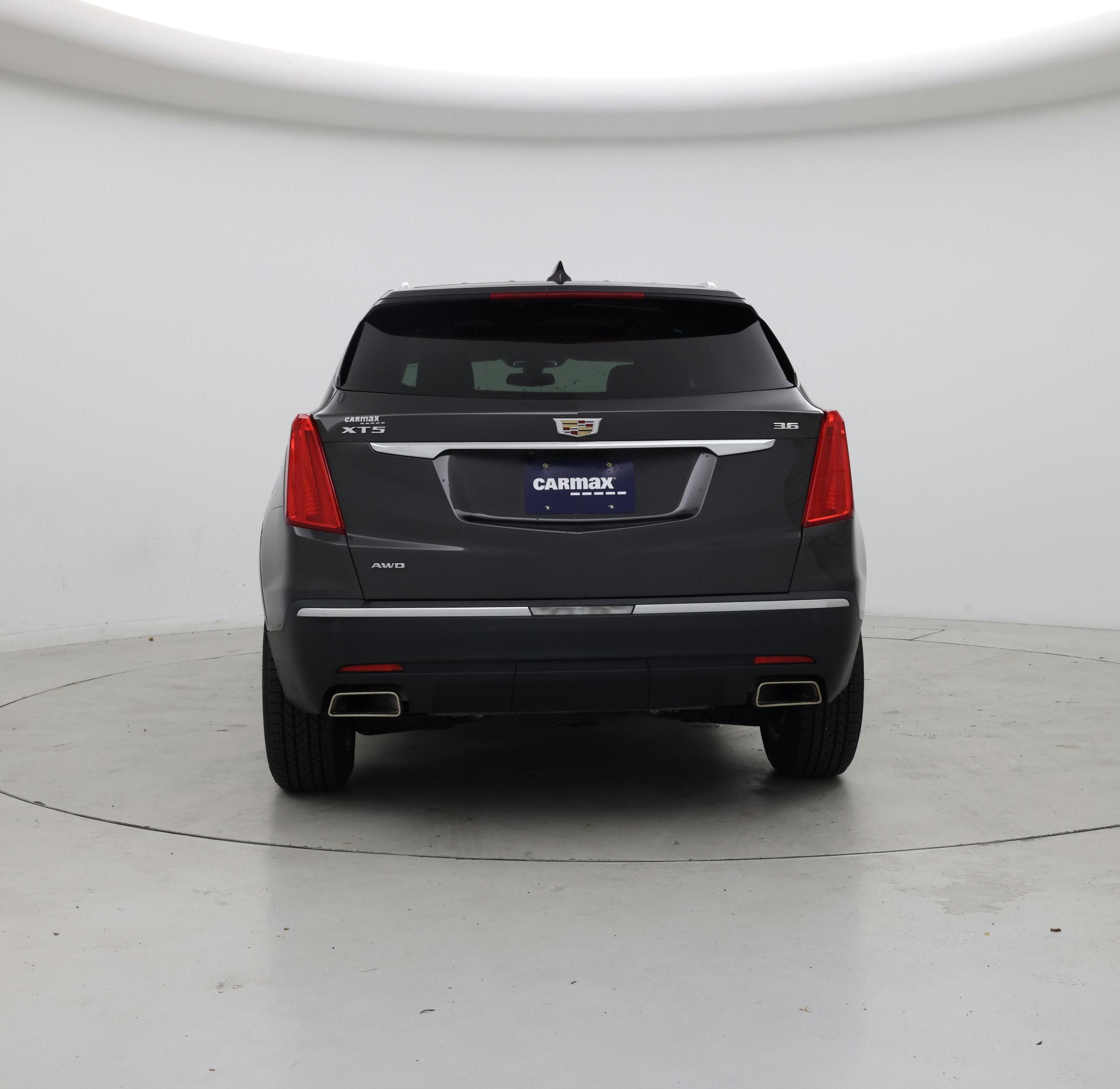 Thumbnail: 2017 Cadillac XT5 - 6