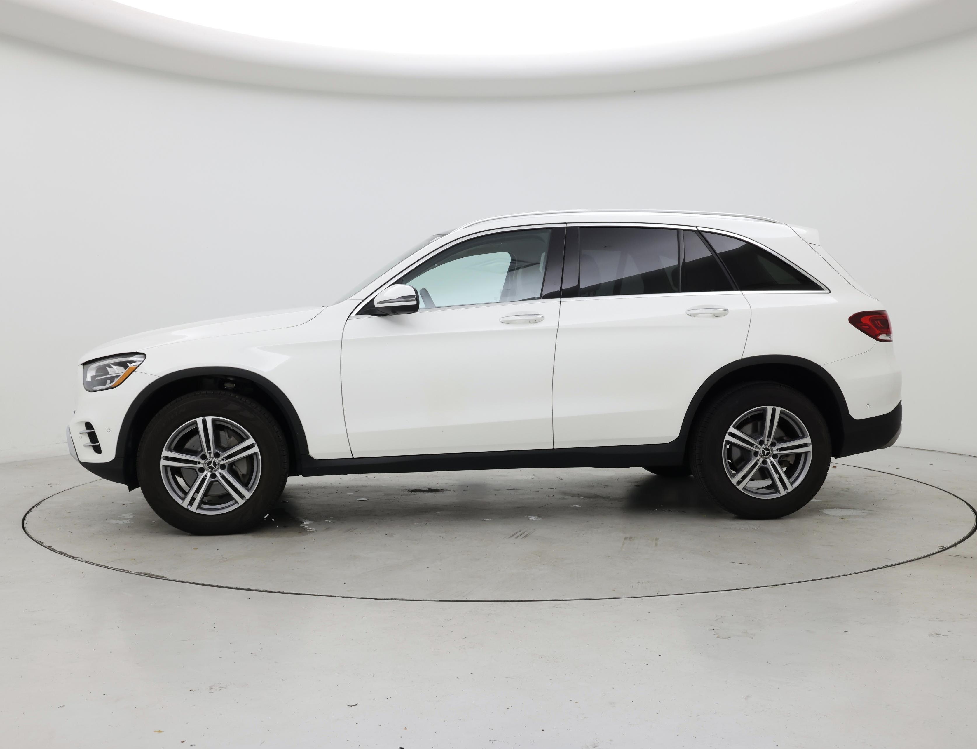 Thumbnail: 2022 Mercedes-Benz GLC - 3