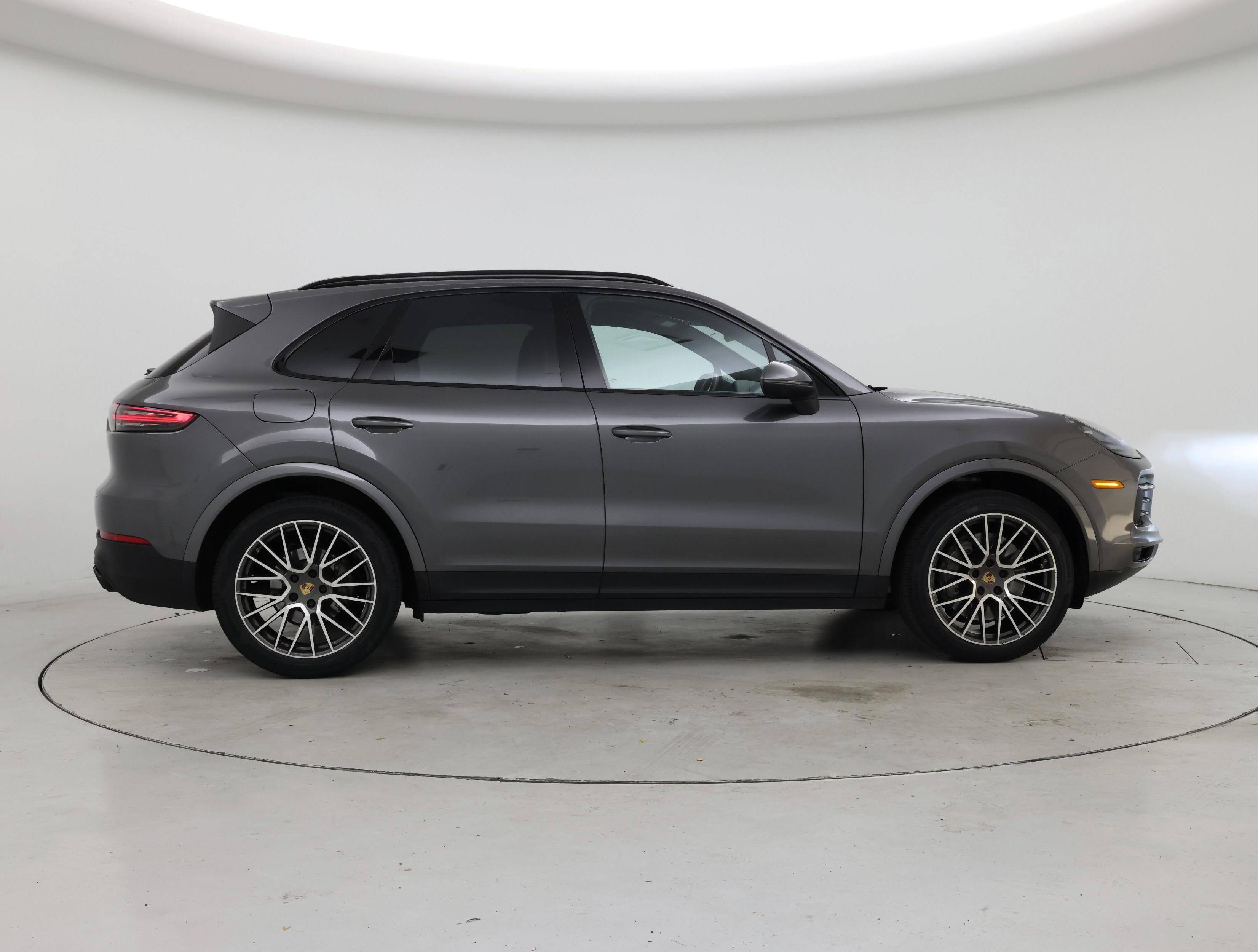 Thumbnail: 2021 Porsche Cayenne - 7