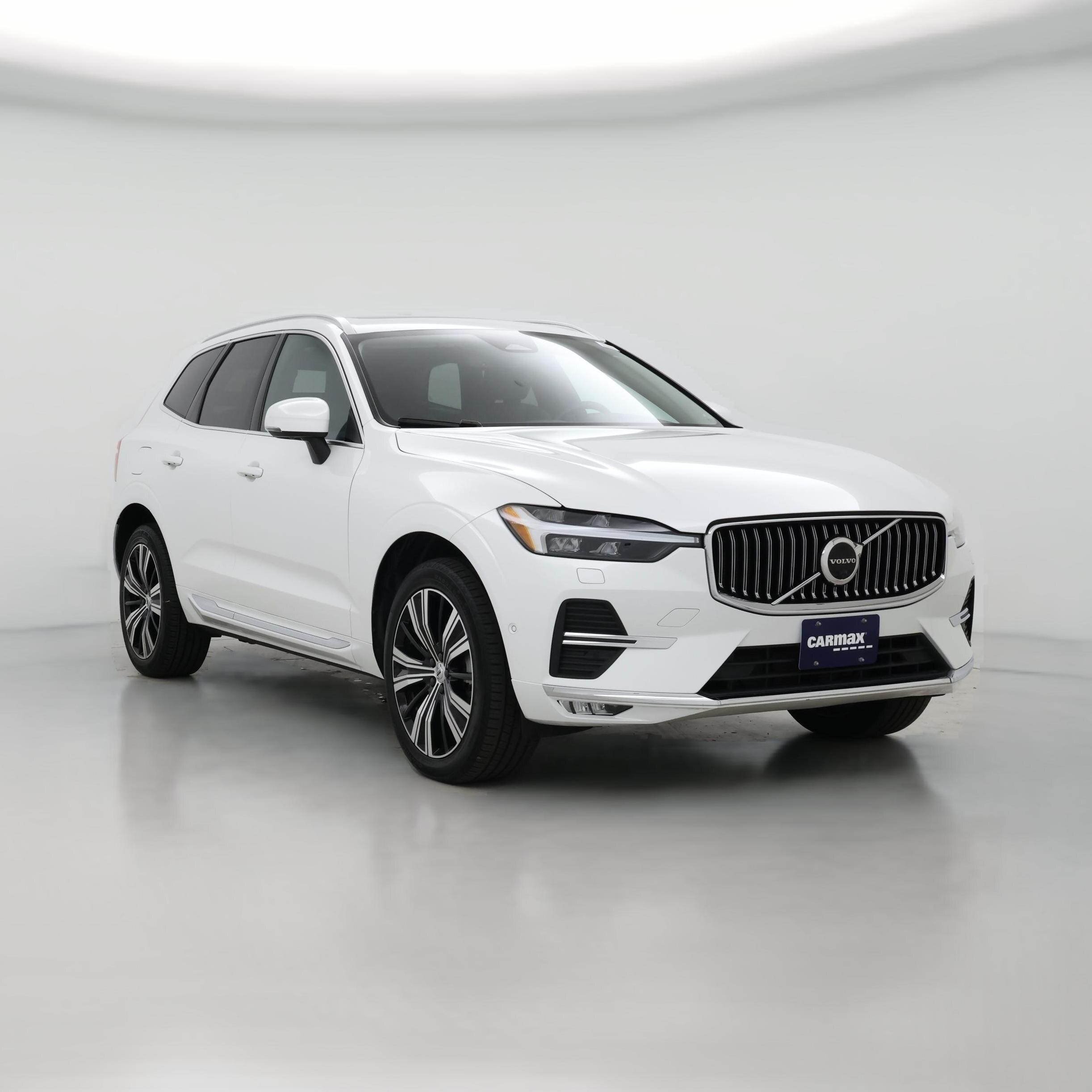 Thumbnail: 2022 Volvo XC60 - 1