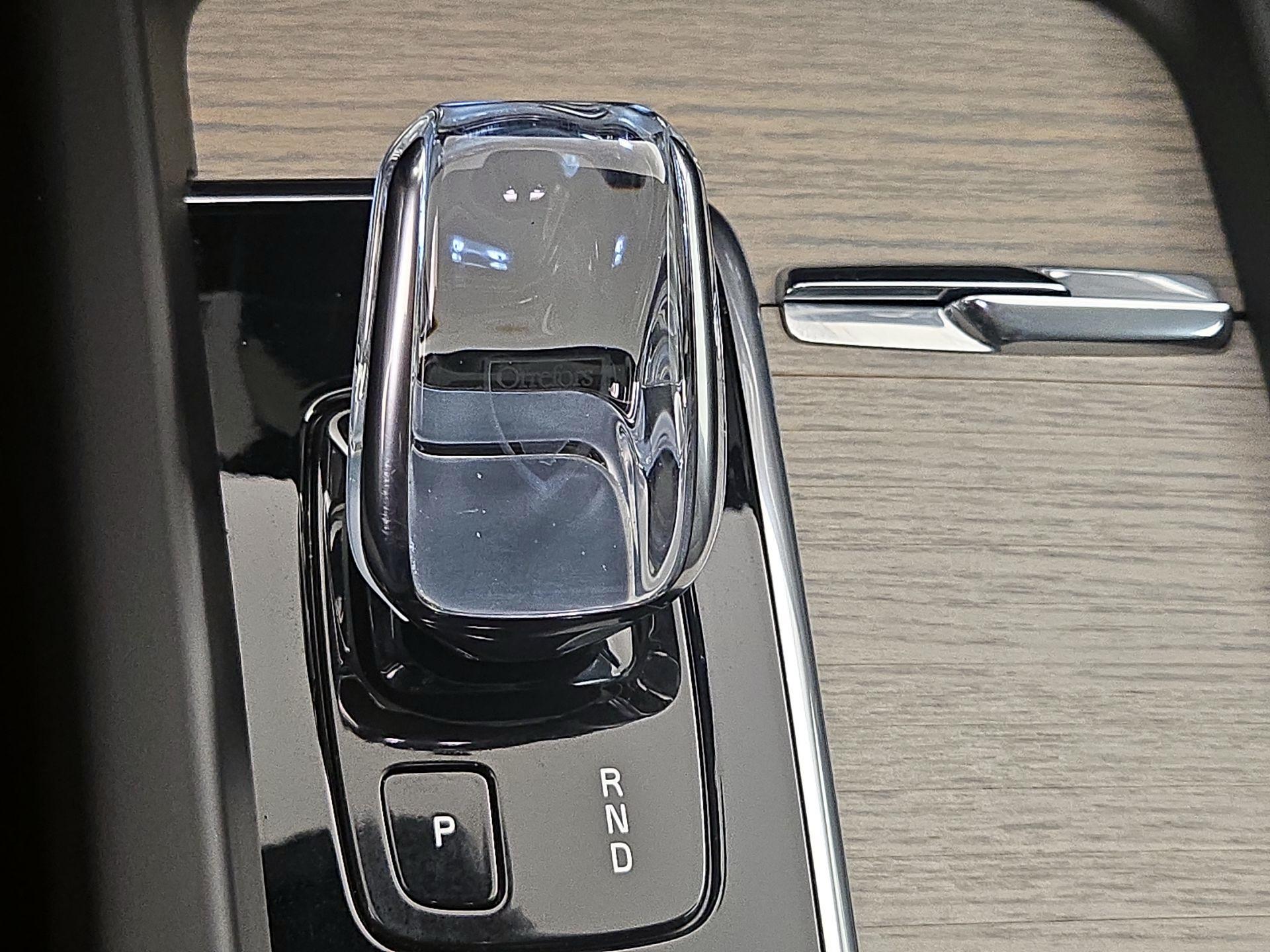 Thumbnail: 2022 Volvo XC60 - 18