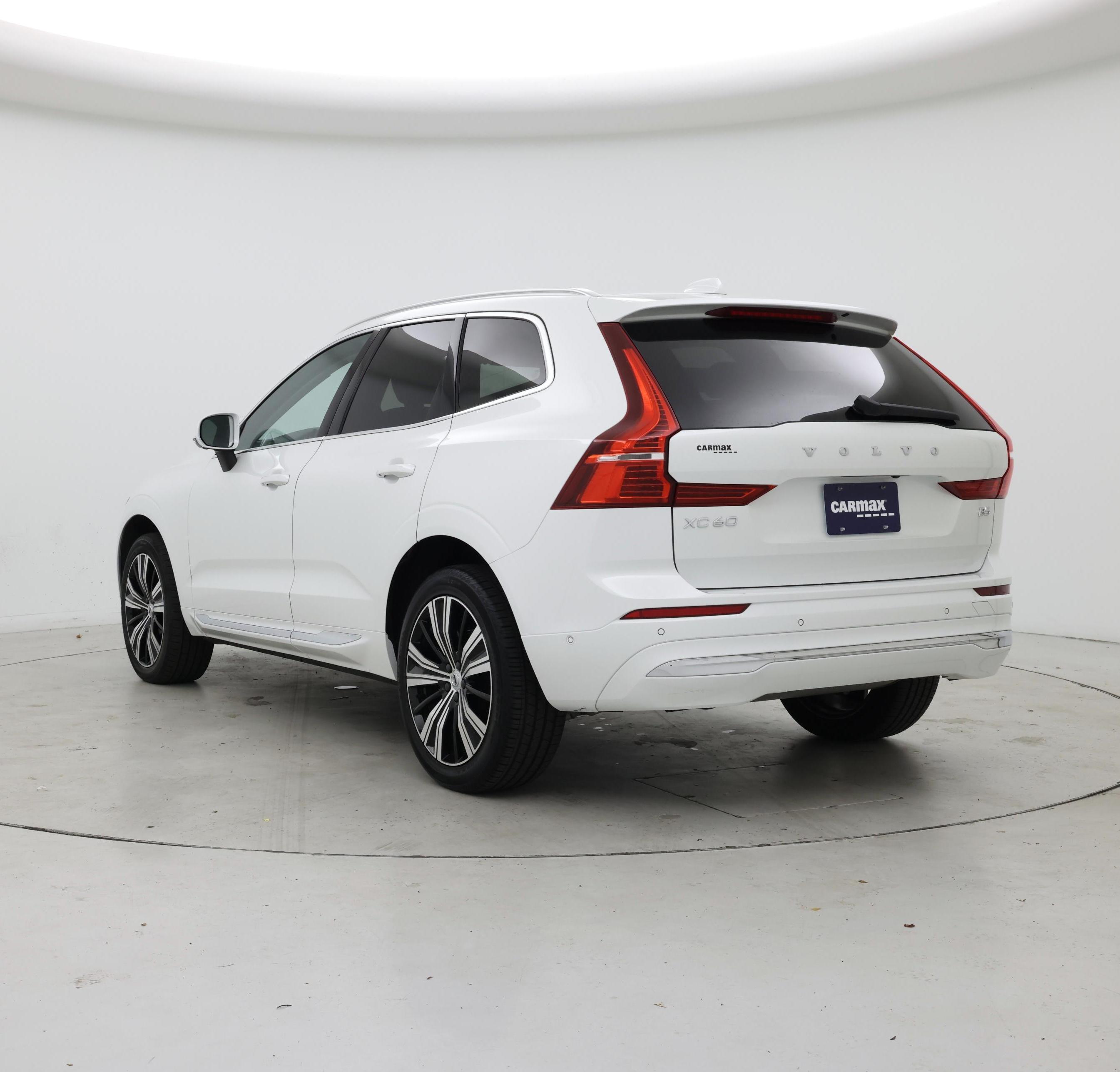 Thumbnail: 2022 Volvo XC60 - 2