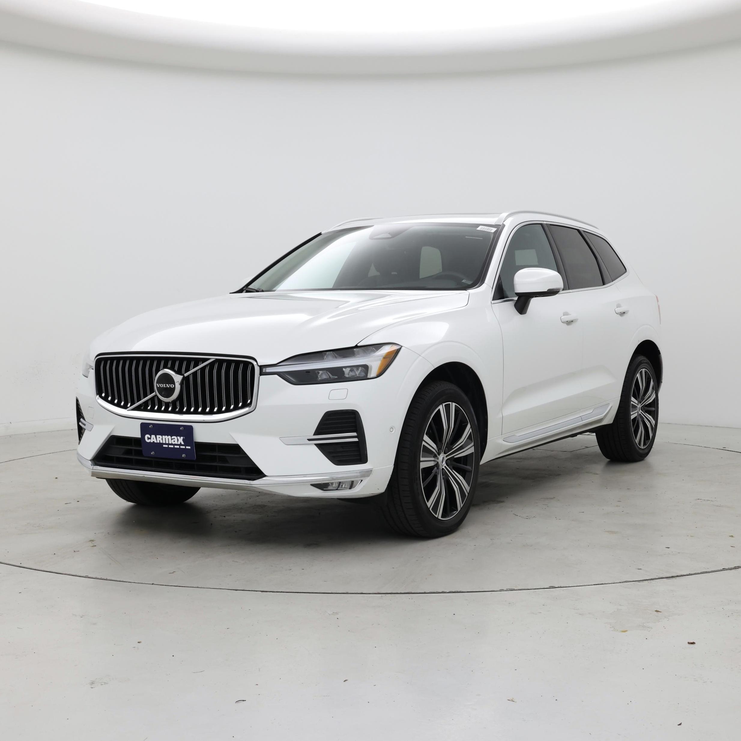 Thumbnail: 2022 Volvo XC60 - 4