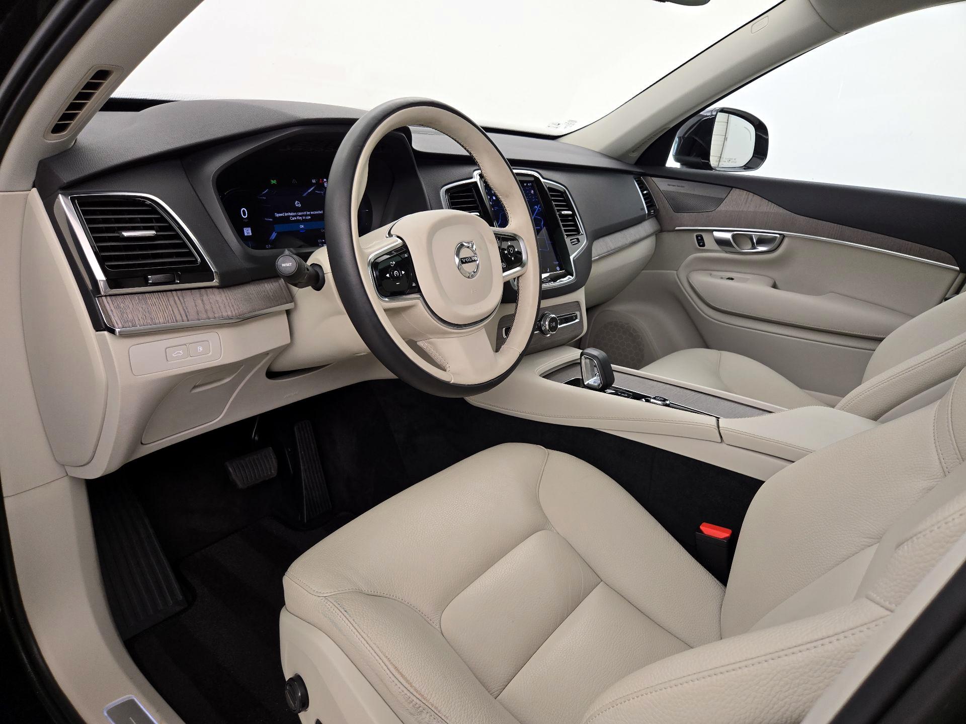 Thumbnail: 2023 Volvo XC90 - 11