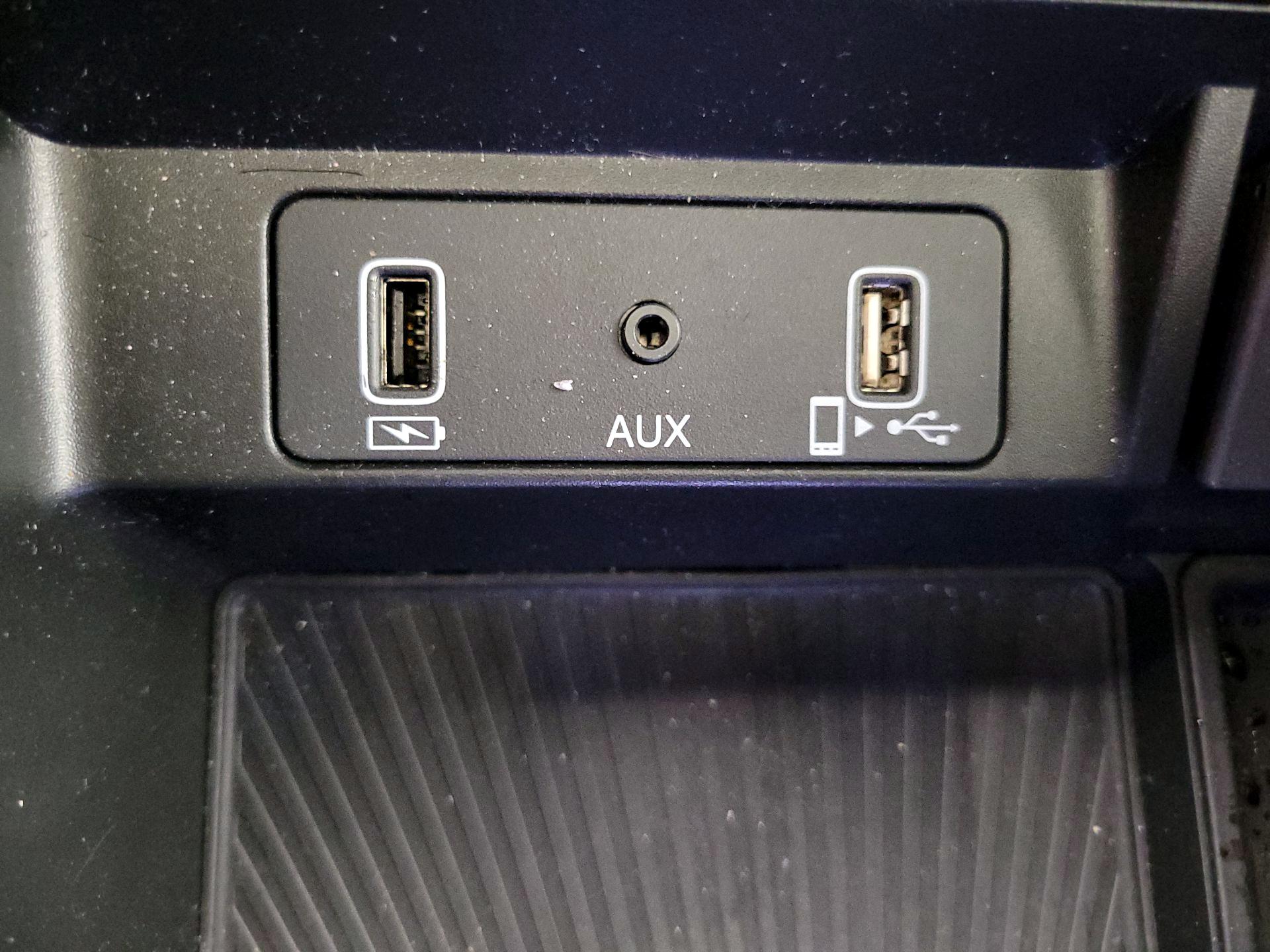 Thumbnail: 2023 Acura TLX - 19