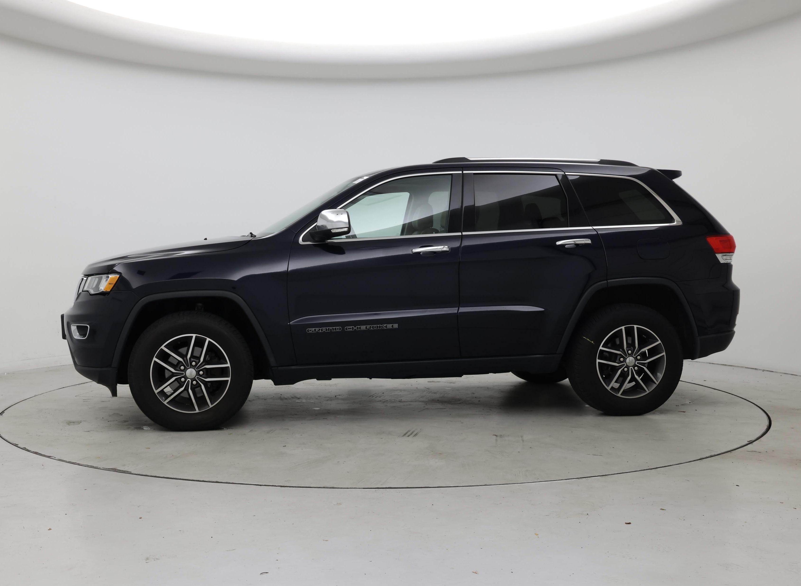 Thumbnail: 2018 Jeep Grand Cherokee - 3