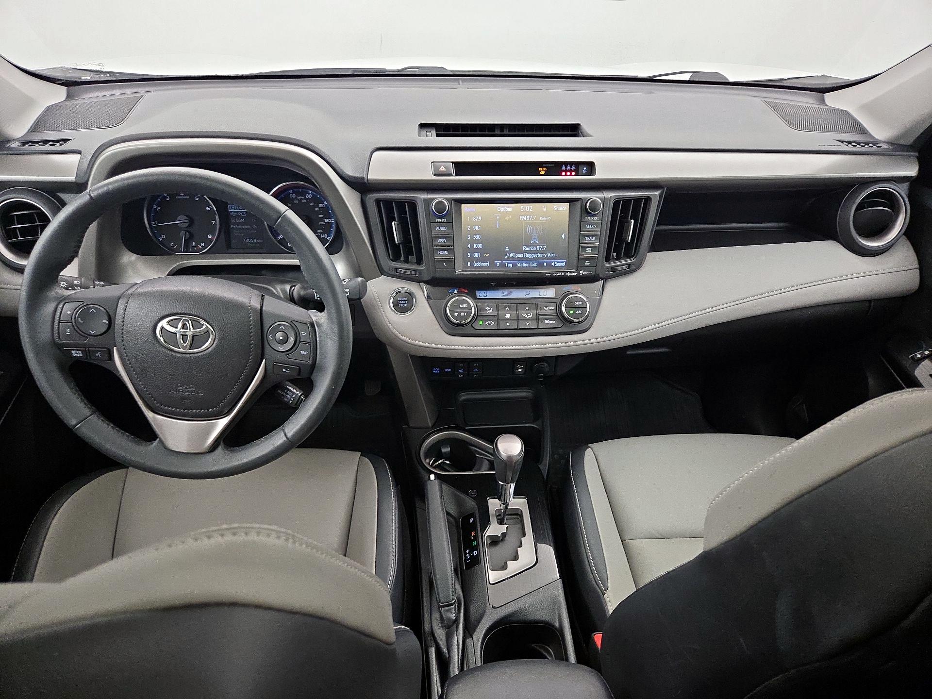 Thumbnail: 2017 Toyota RAV4 - 9