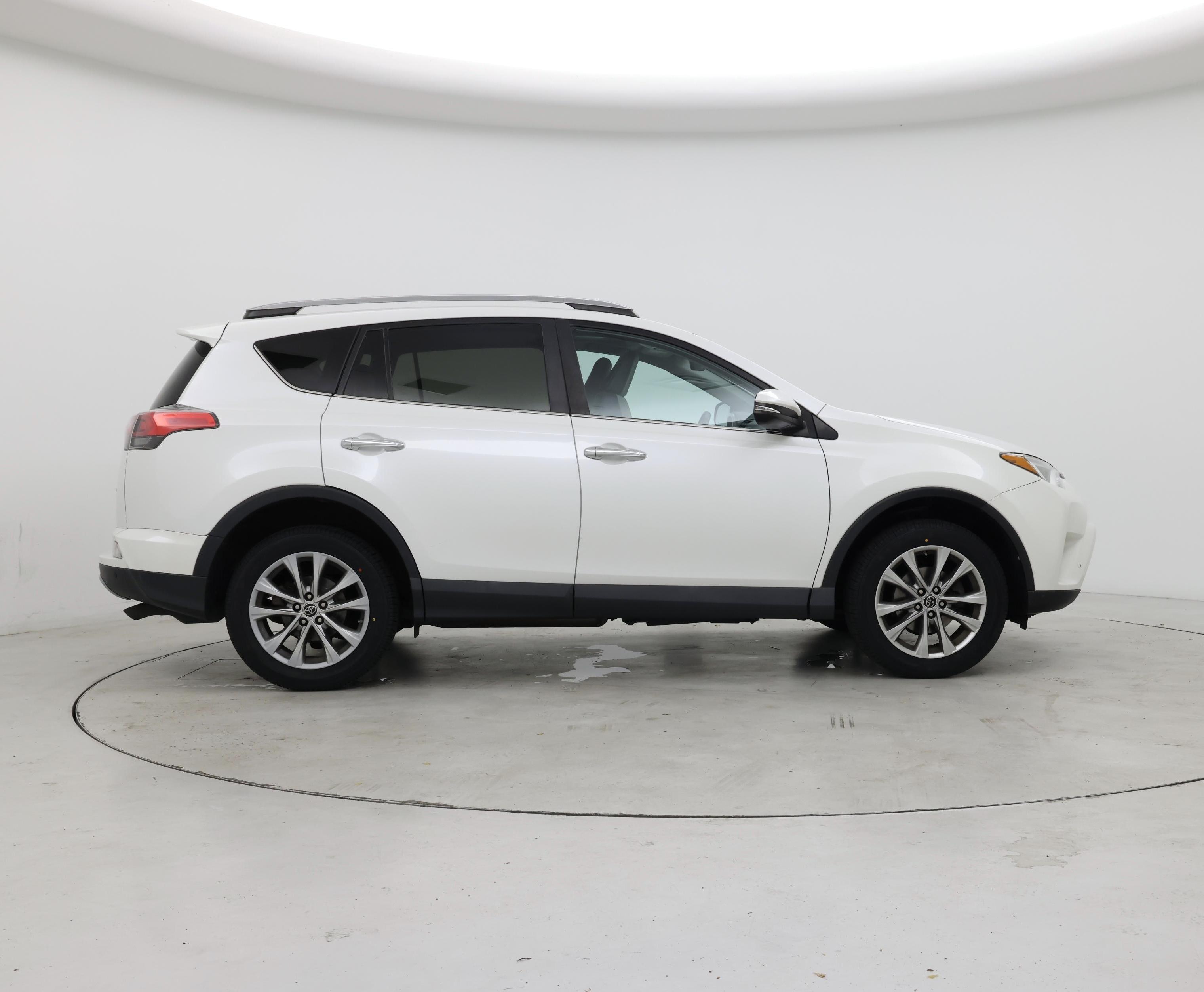 Thumbnail: 2017 Toyota RAV4 - 7