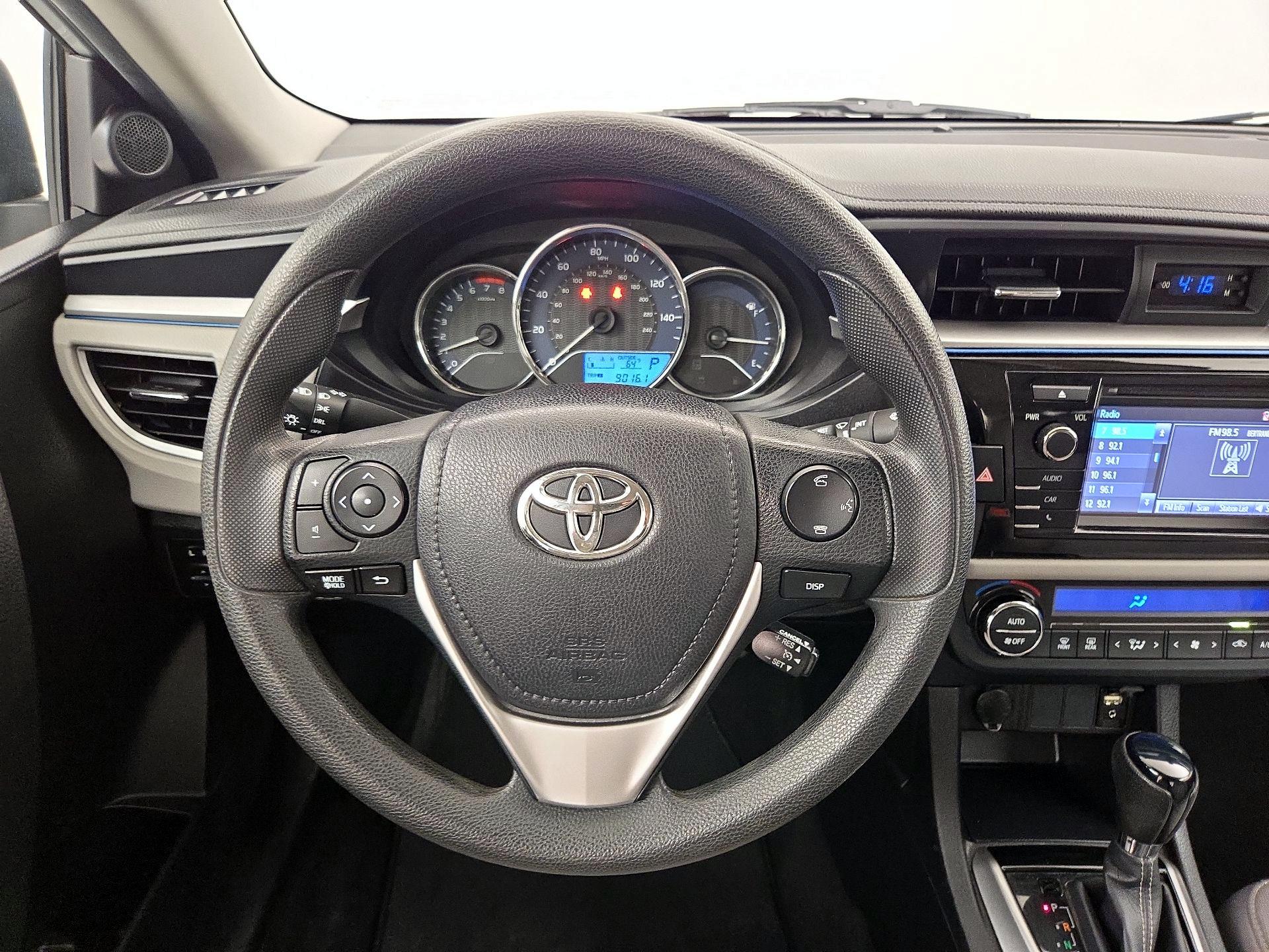 Thumbnail: 2016 Toyota Corolla - 10