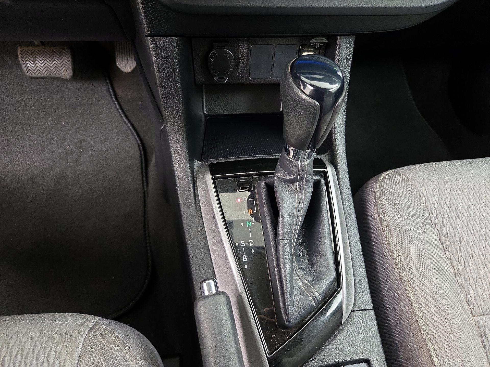 Thumbnail: 2016 Toyota Corolla - 17