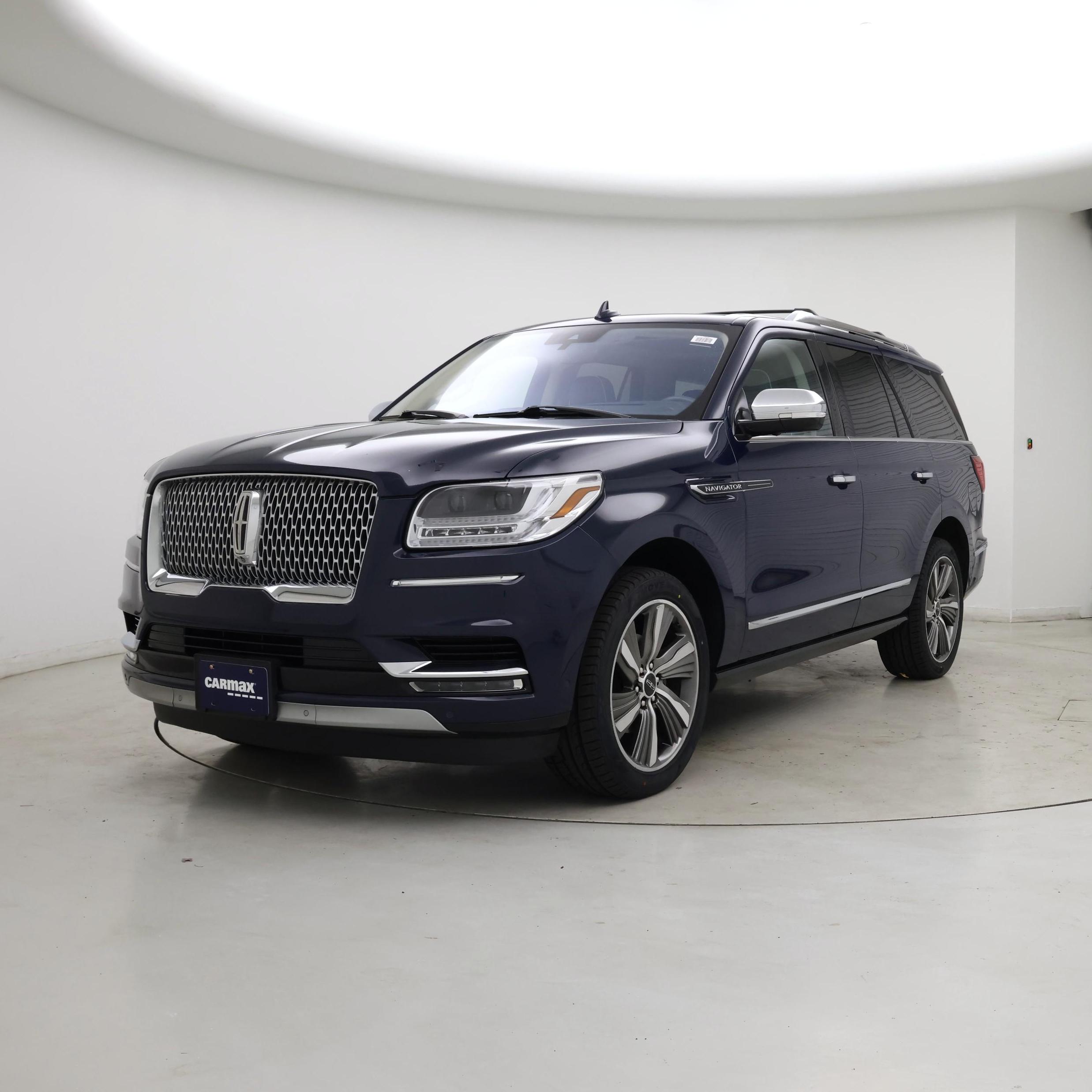 Thumbnail: 2019 Lincoln Navigator - 4