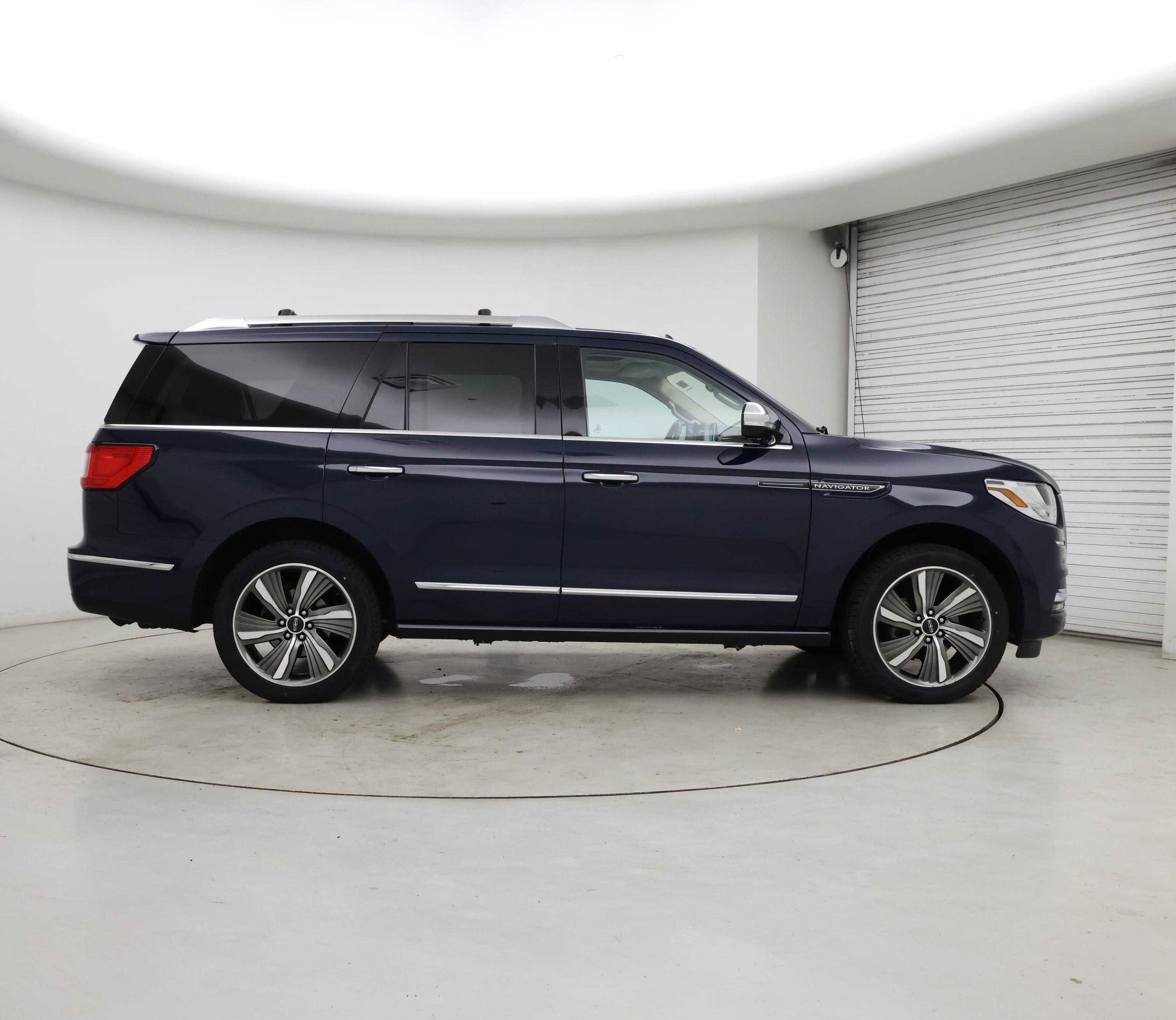 Thumbnail: 2019 Lincoln Navigator - 7