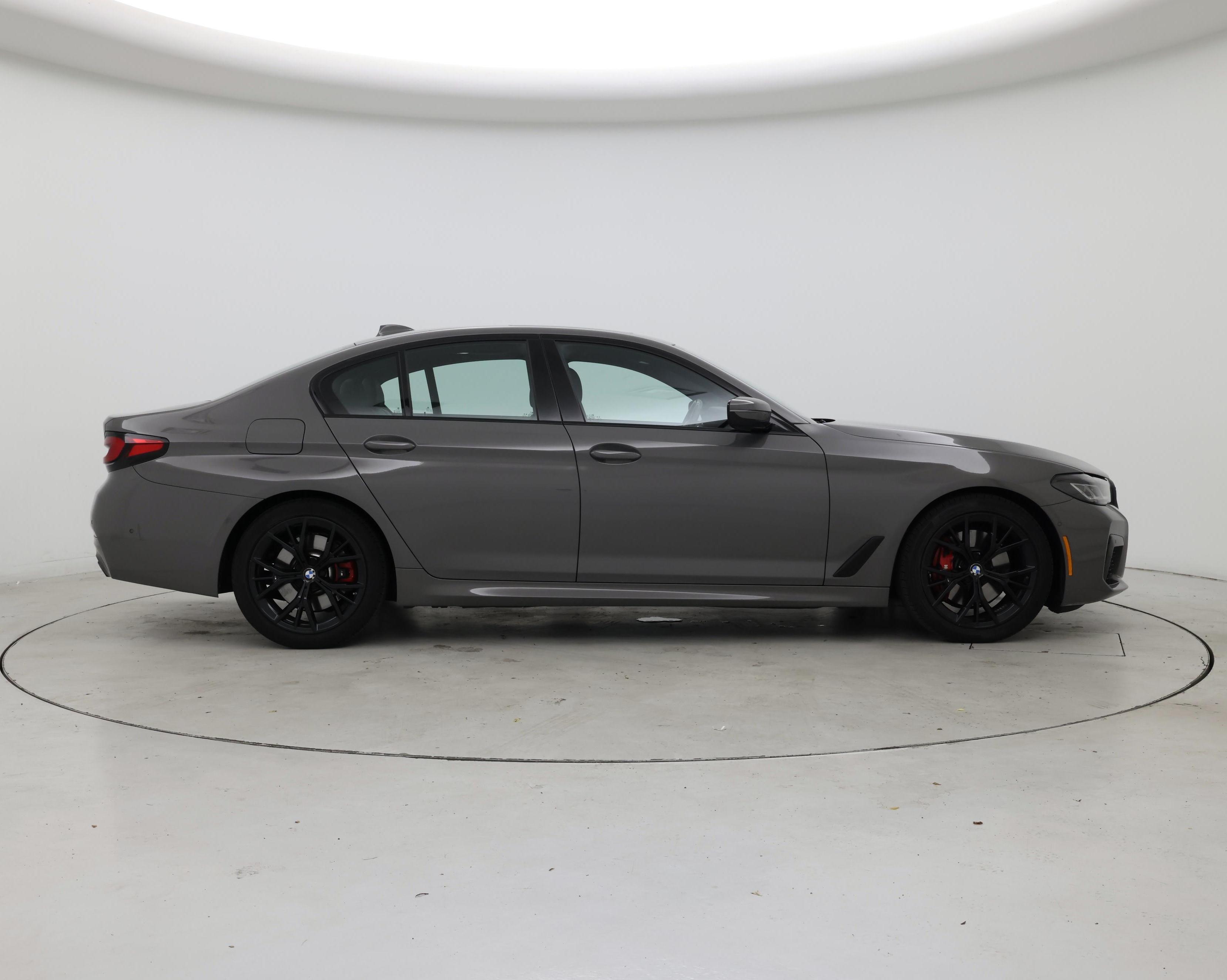 Thumbnail: 2022 BMW 5 Series - 7