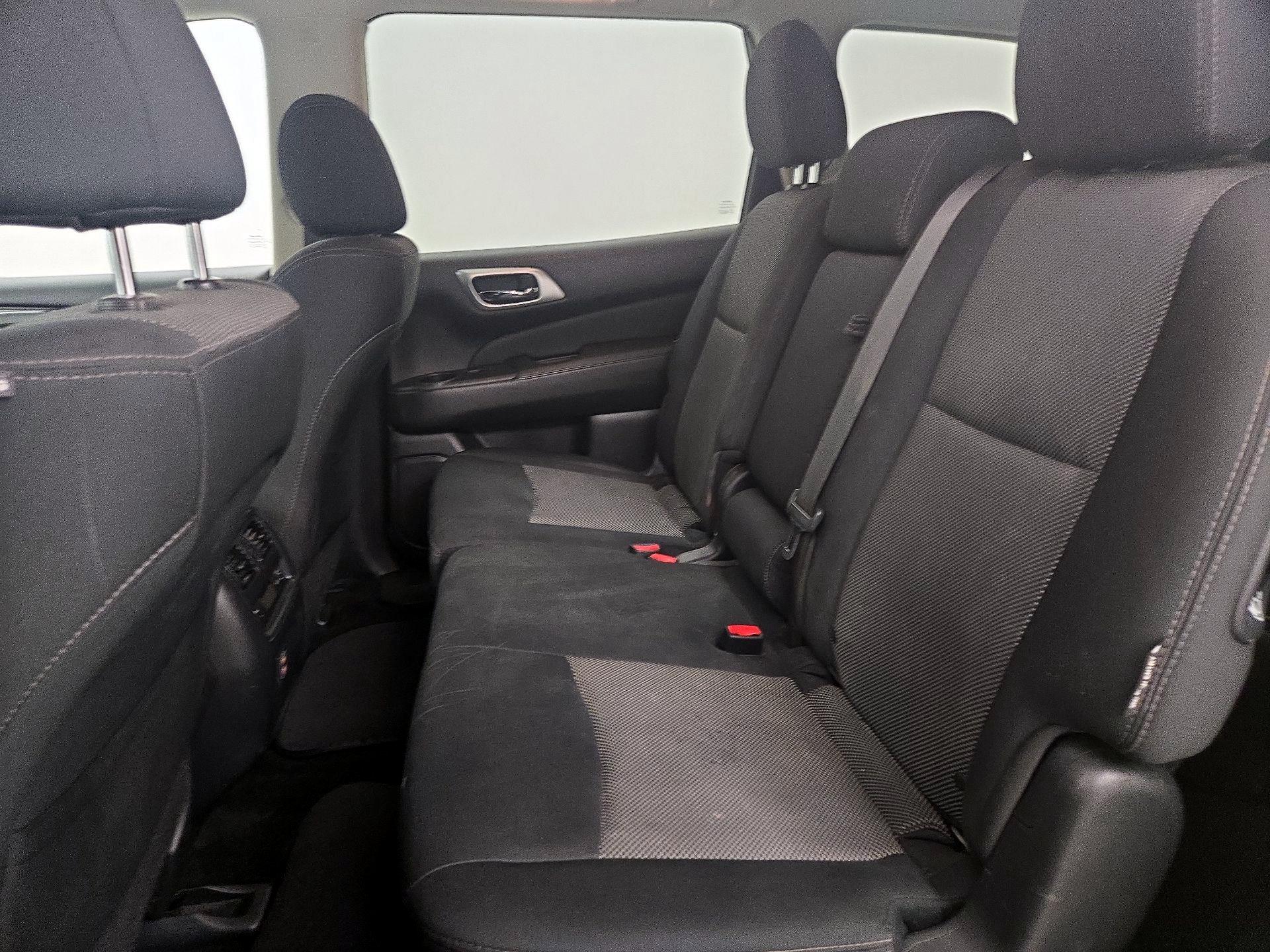 Thumbnail: 2018 Nissan Pathfinder - 19