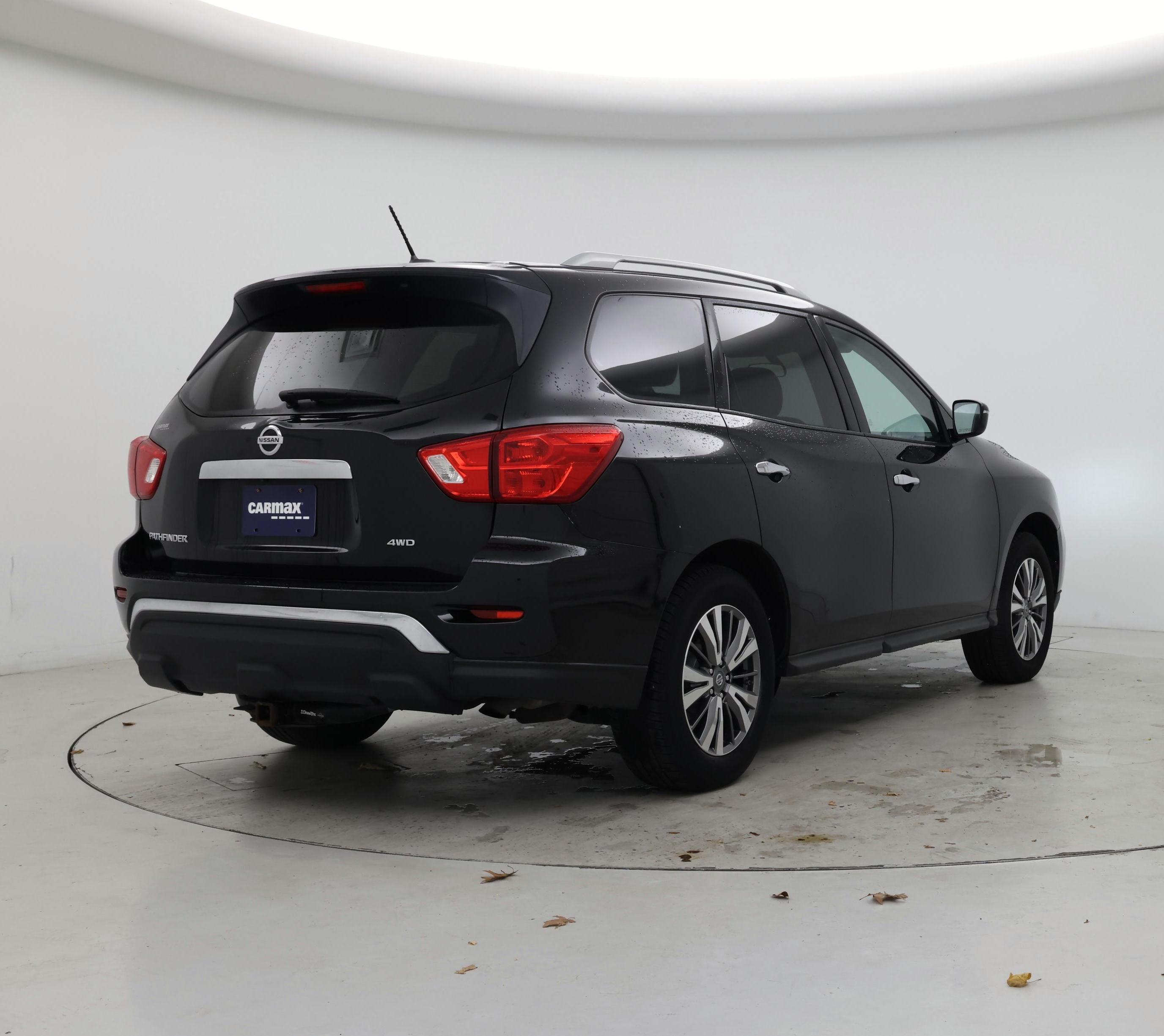 Thumbnail: 2018 Nissan Pathfinder - 8