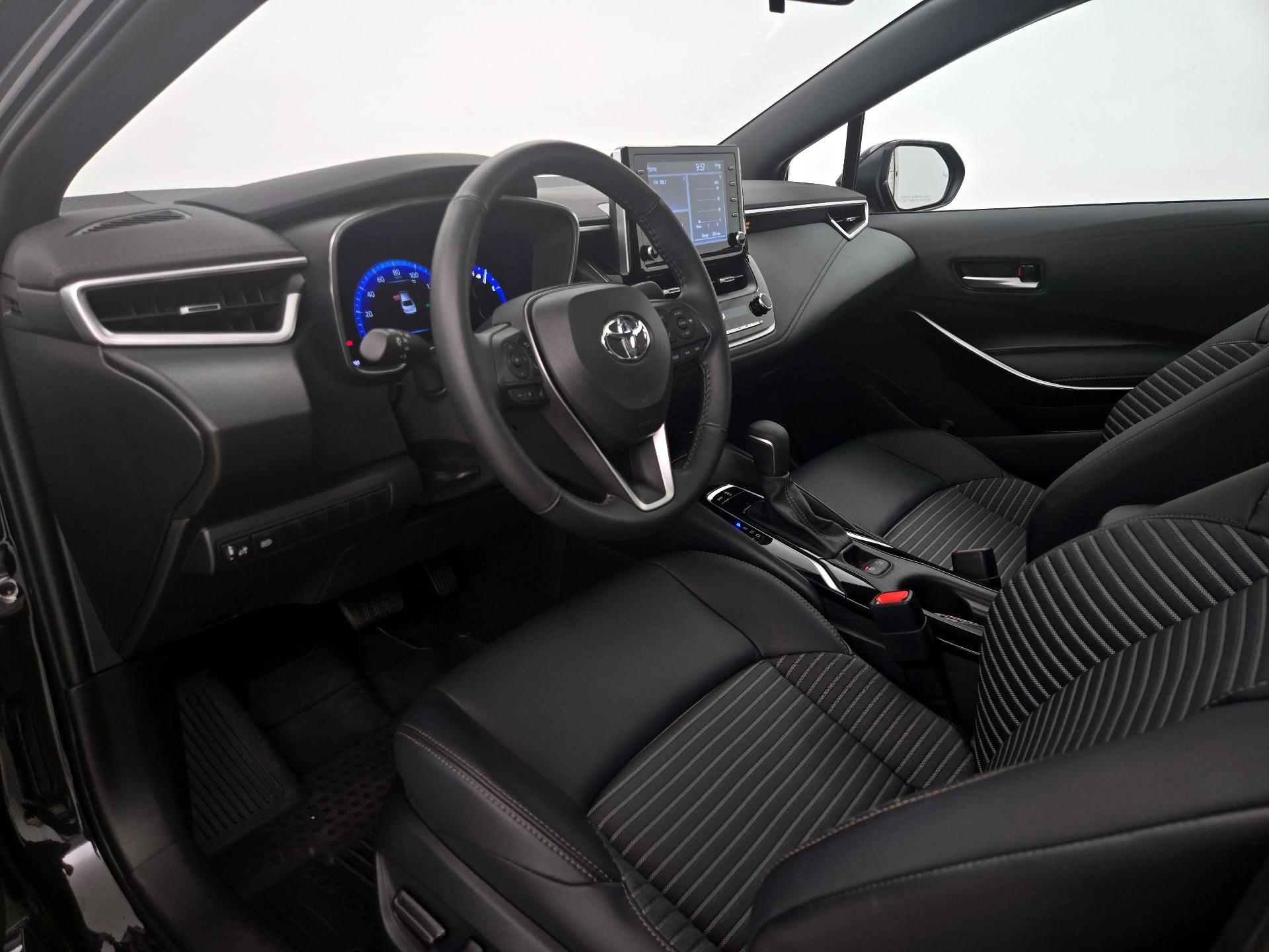 Thumbnail: 2021 Toyota Corolla - 11