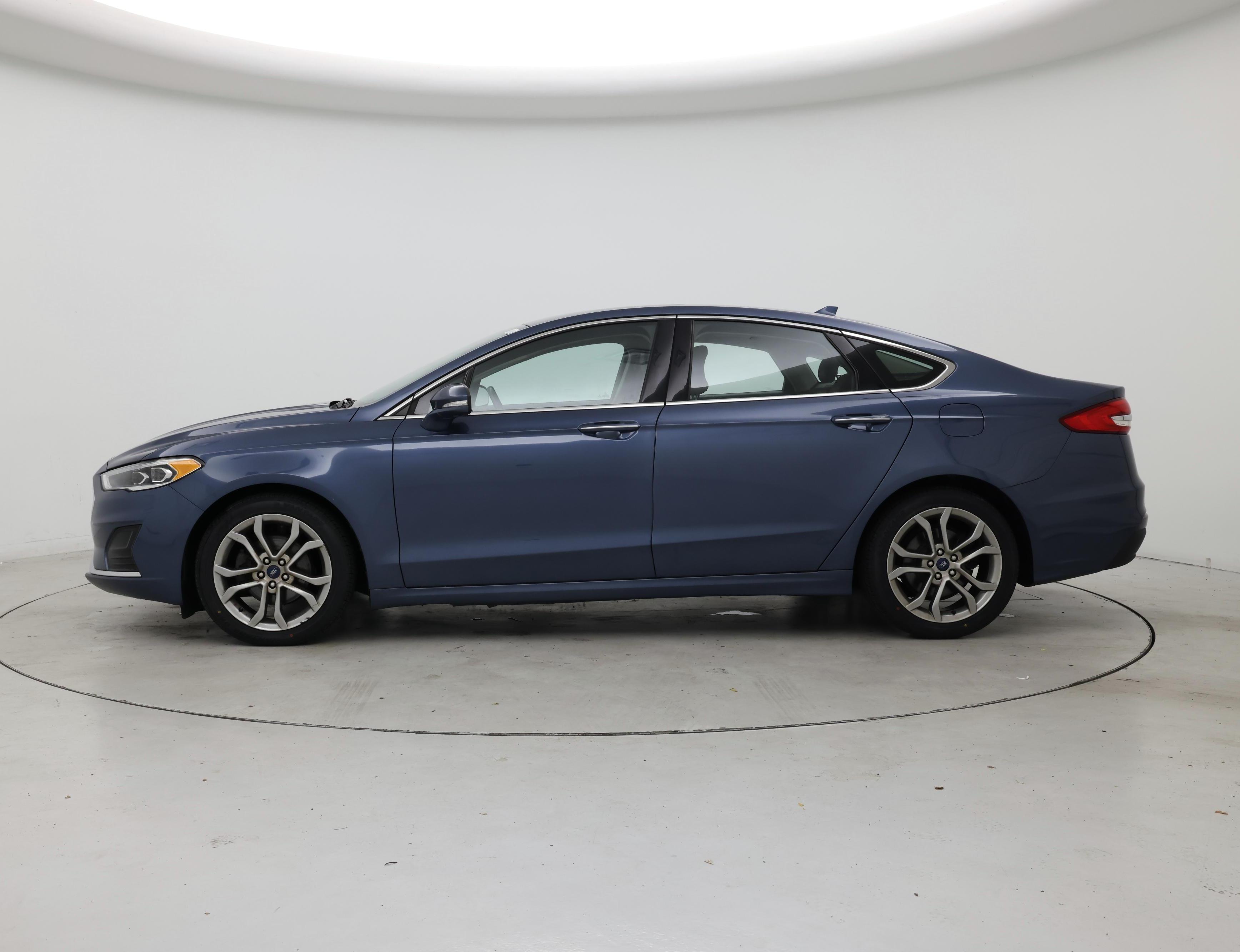 Thumbnail: 2019 Ford Fusion - 3
