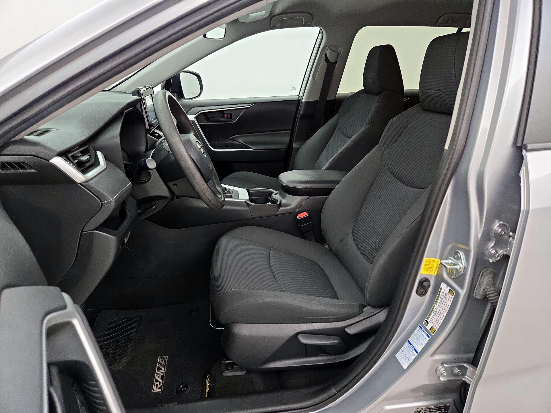 Thumbnail: 2021 Toyota RAV4 - 11