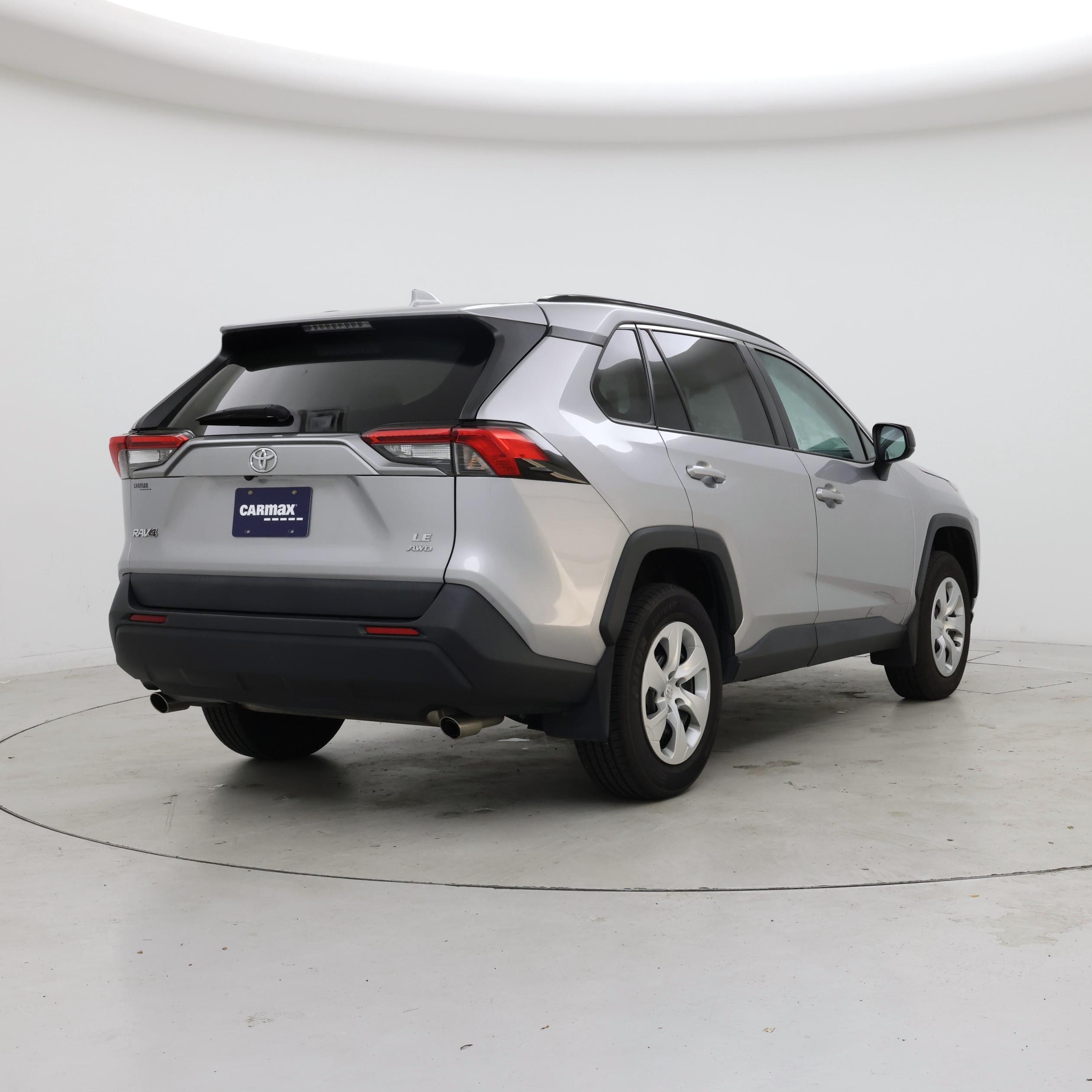 Thumbnail: 2021 Toyota RAV4 - 8