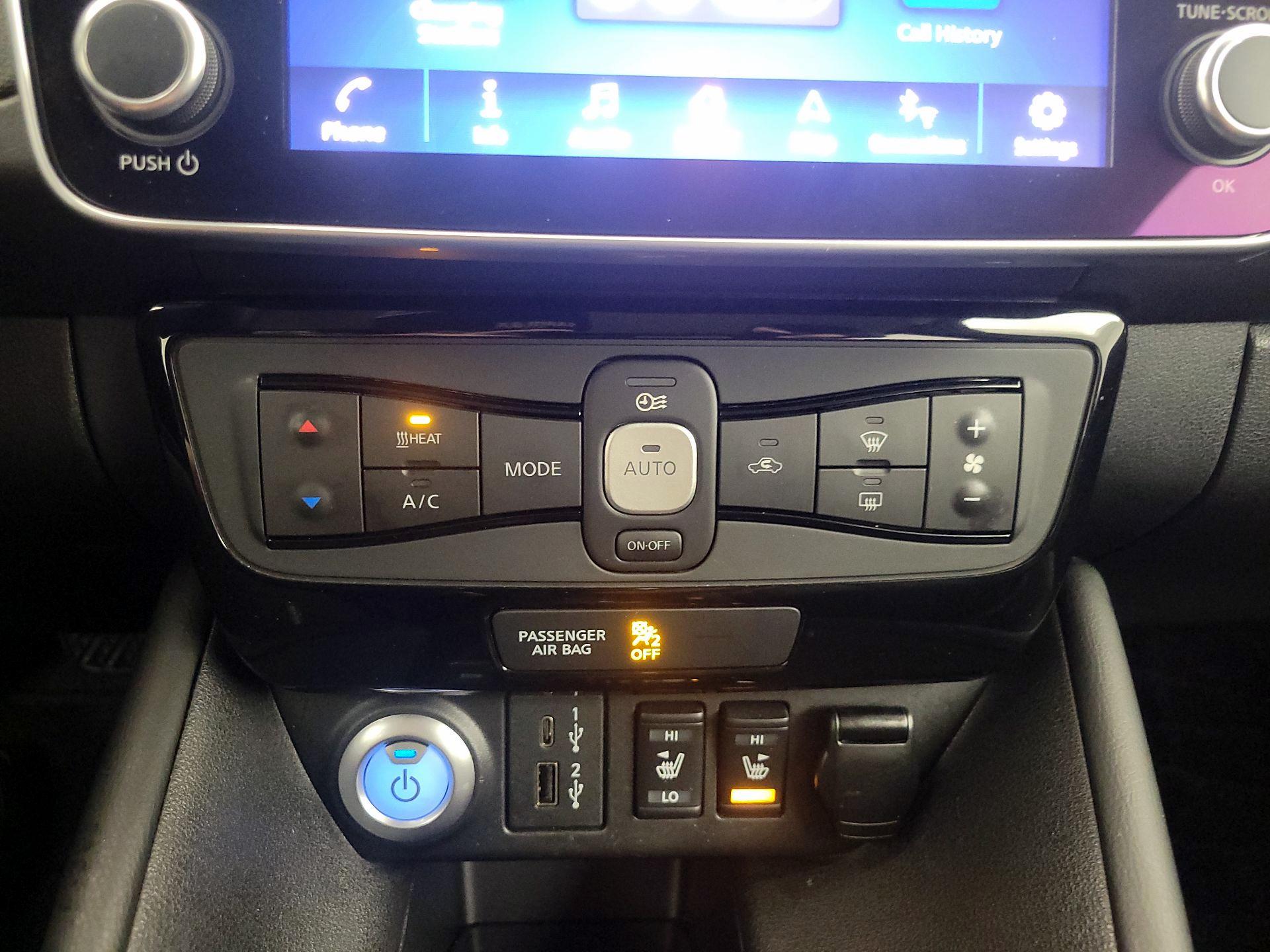 Thumbnail: 2022 Nissan Leaf - 17