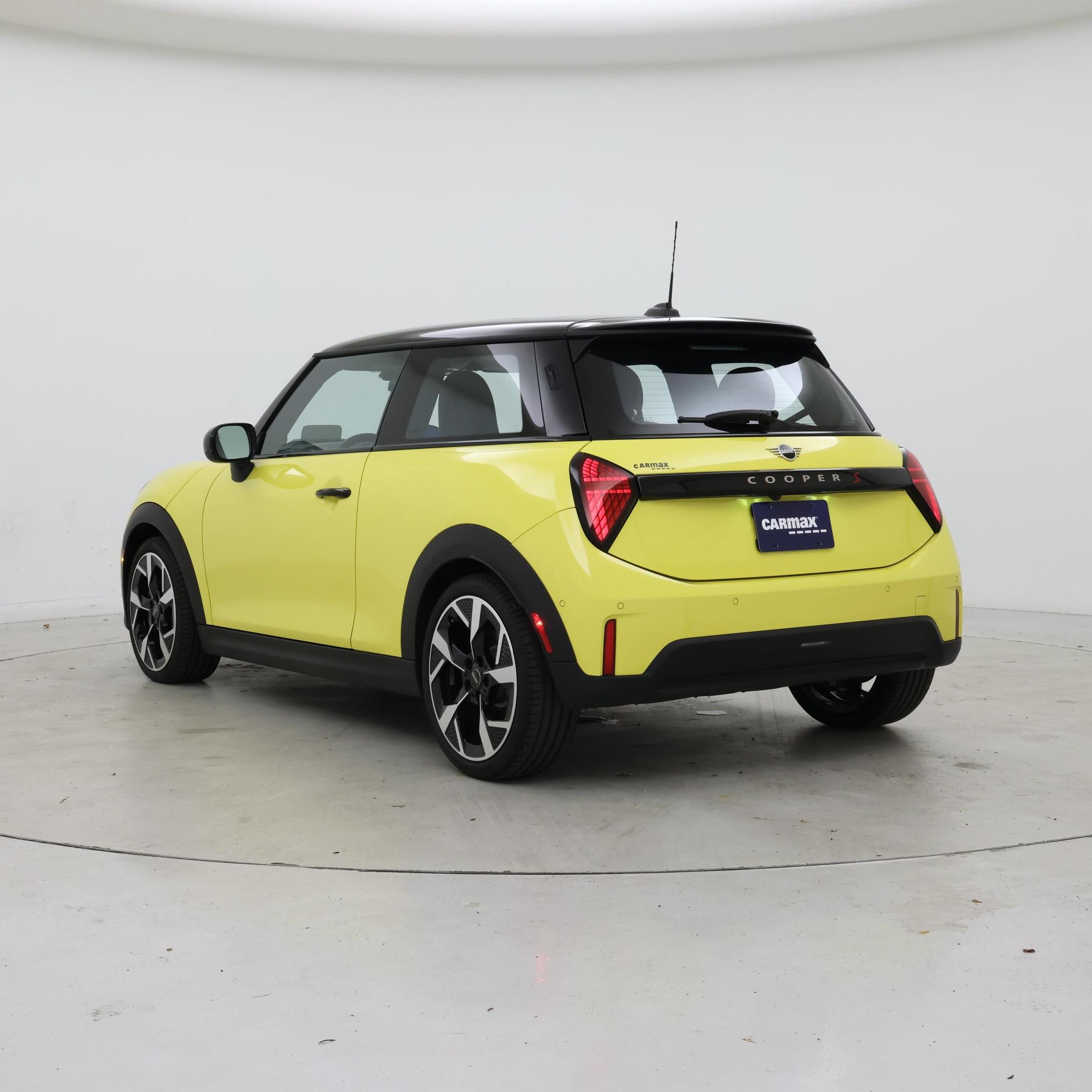 Thumbnail: 2025 MINI Cooper Hardtop - 2