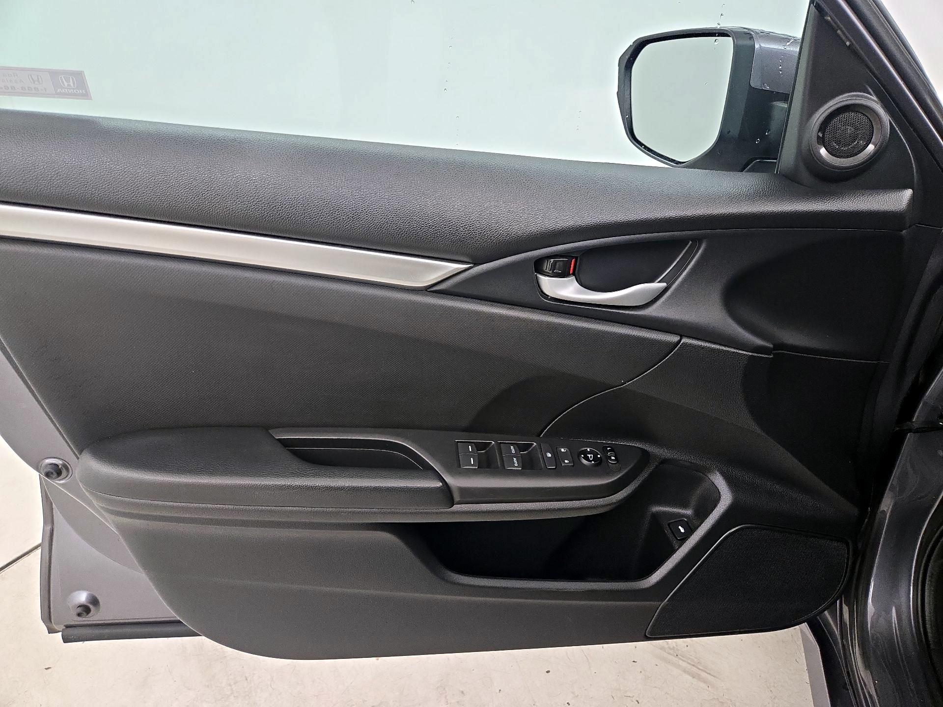 Thumbnail: 2020 Honda Civic - 12