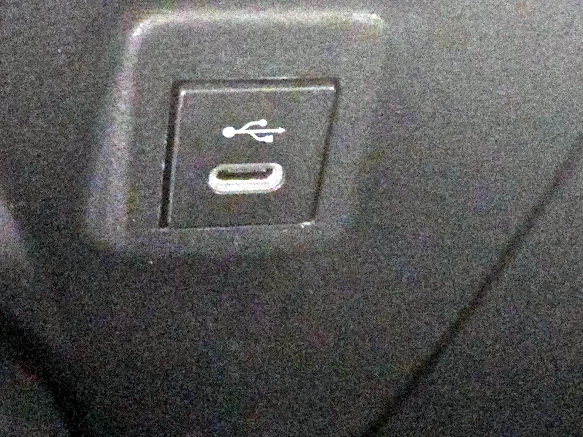 Thumbnail: 2023 Toyota Corolla - 18