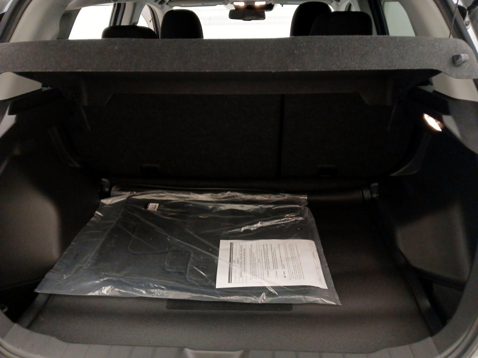 Thumbnail: 2023 Mitsubishi Outlander Sport - 18