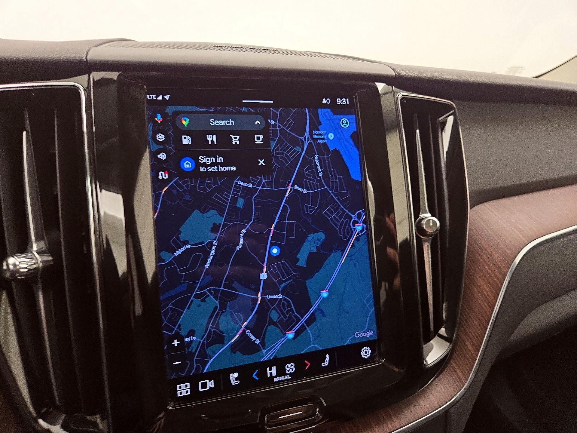 Thumbnail: 2023 Volvo XC60 - 14