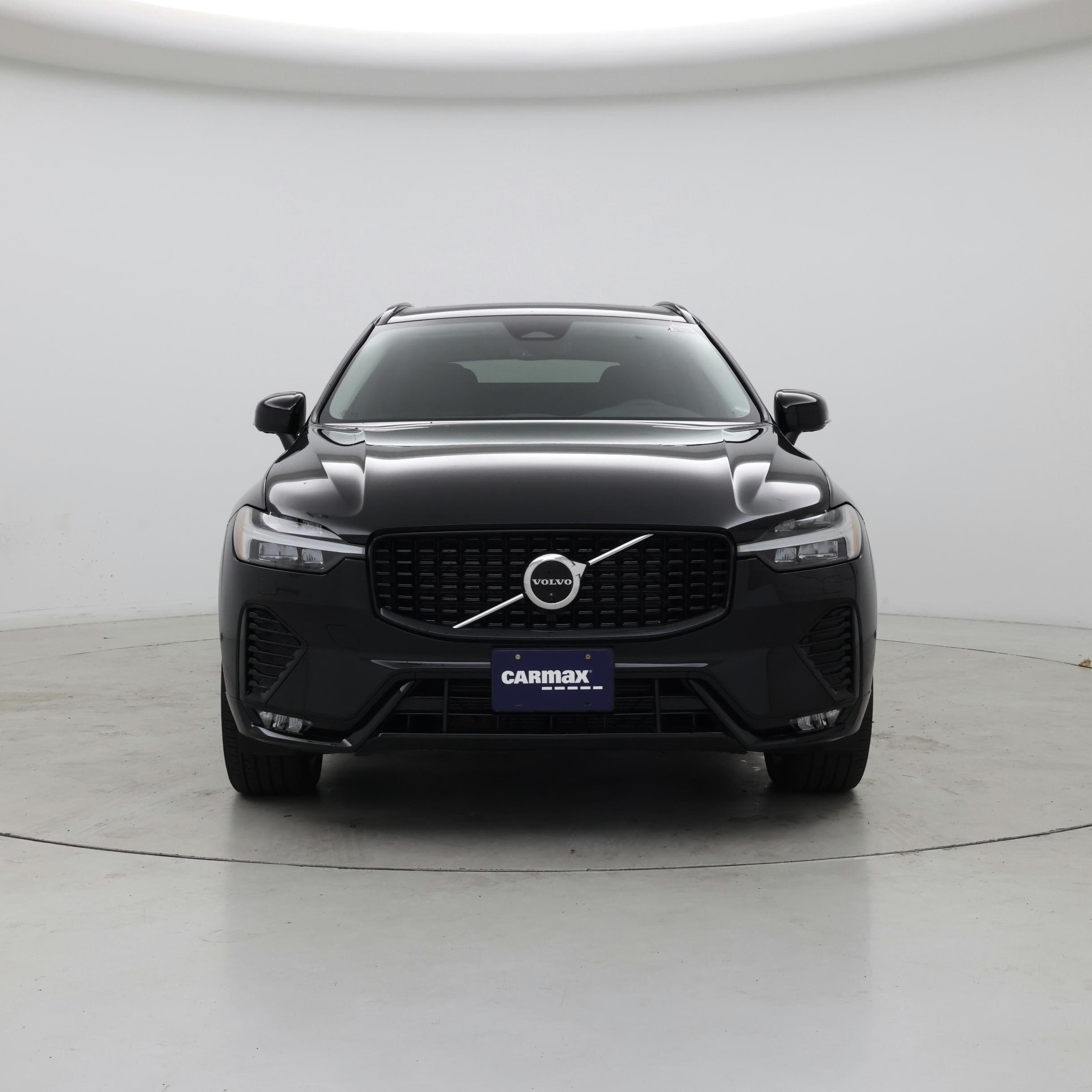 Thumbnail: 2023 Volvo XC60 - 5