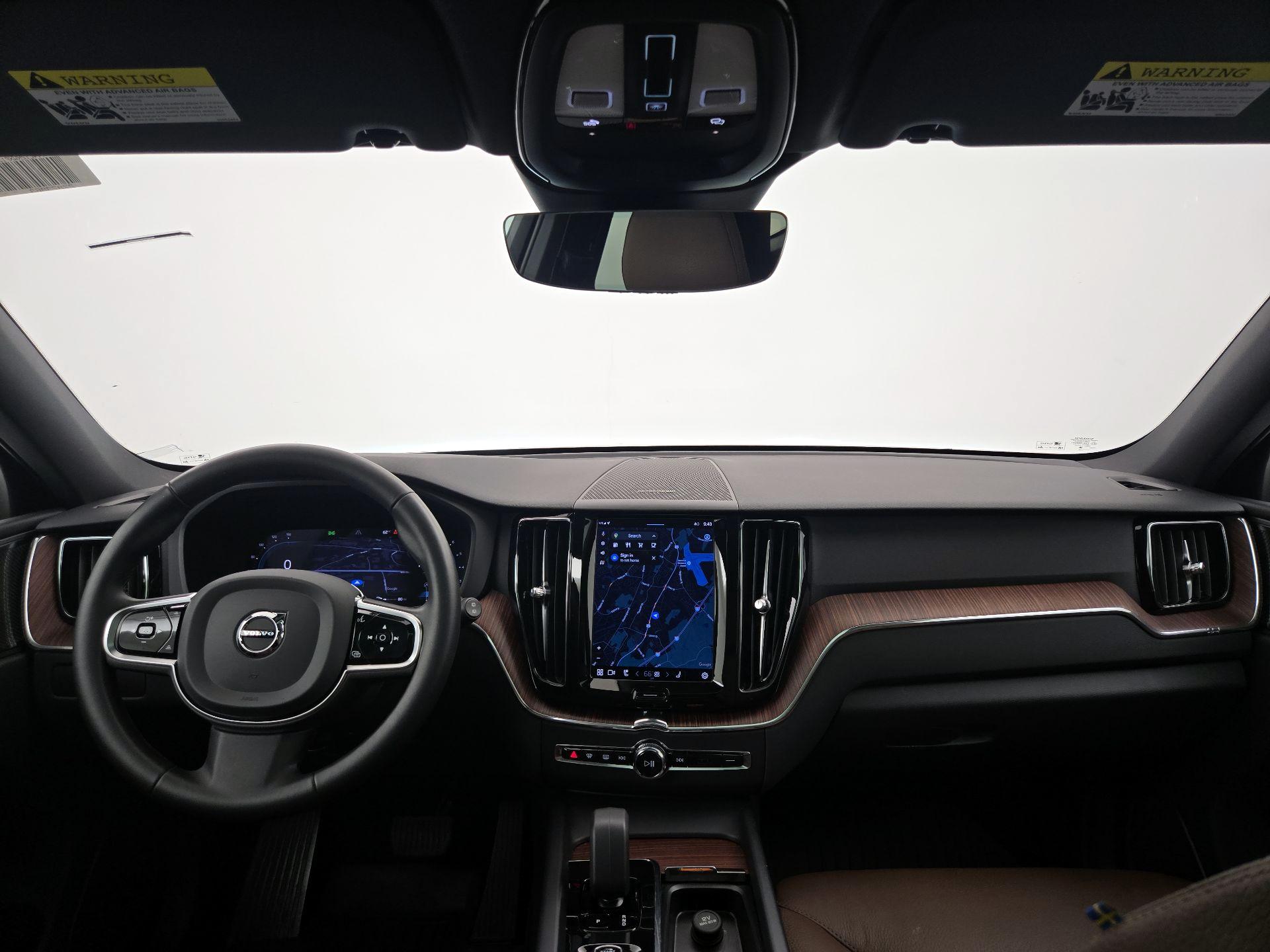 Thumbnail: 2023 Volvo XC60 - 9