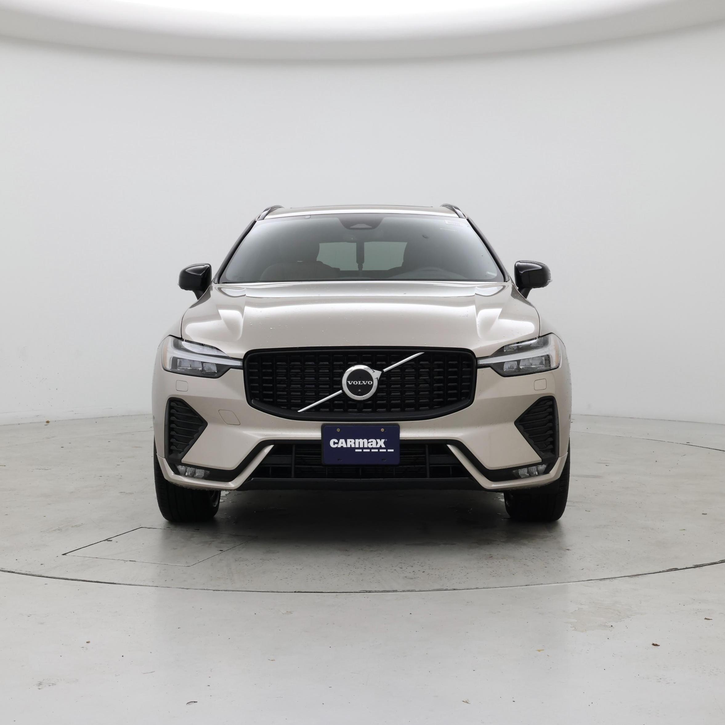 Thumbnail: 2023 Volvo XC60 - 5