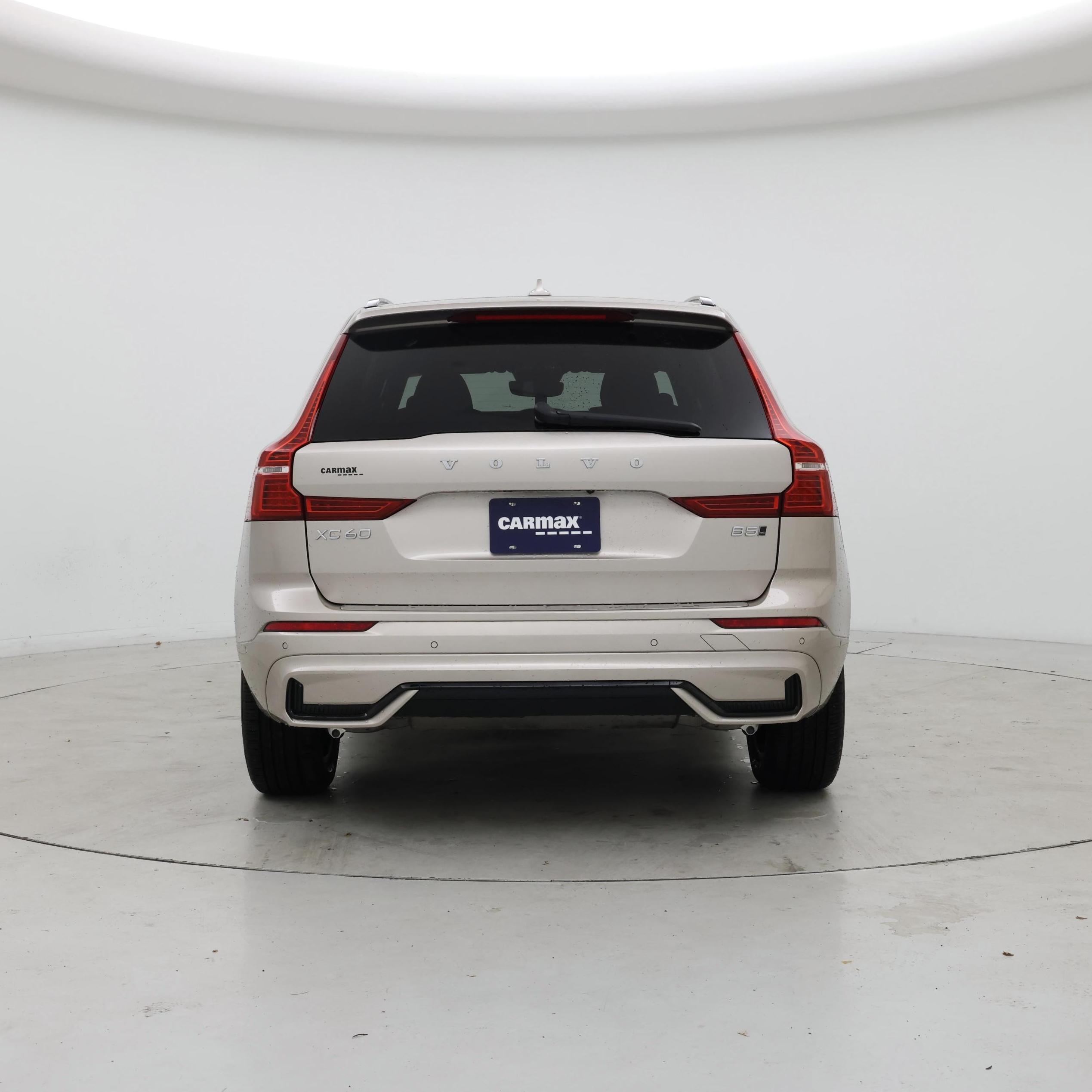 Thumbnail: 2023 Volvo XC60 - 6