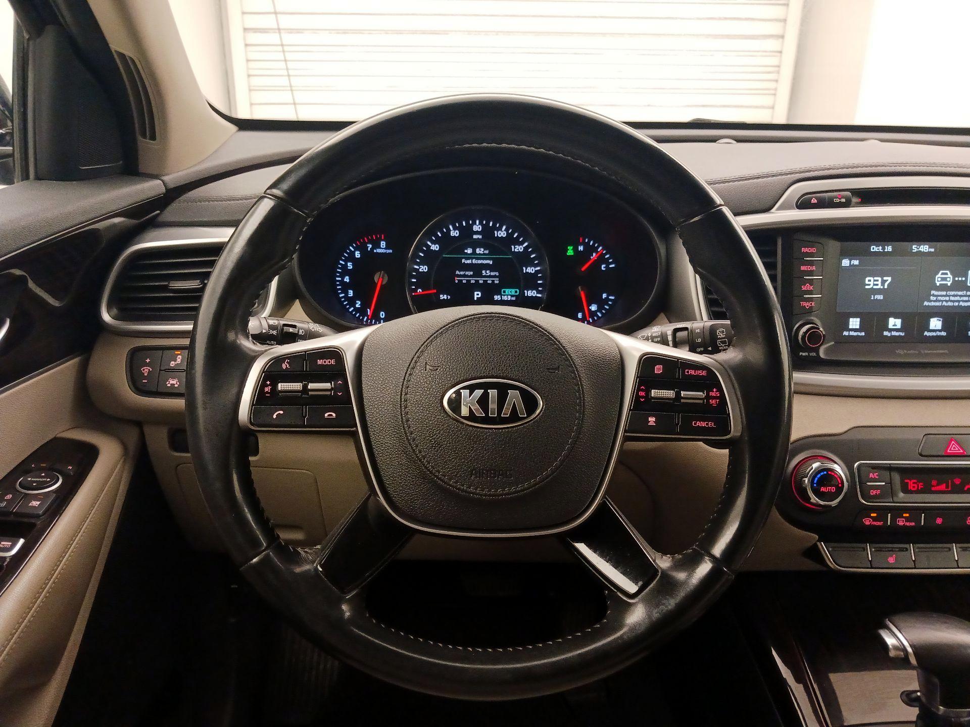 Thumbnail: 2019 Kia Sorento - 10