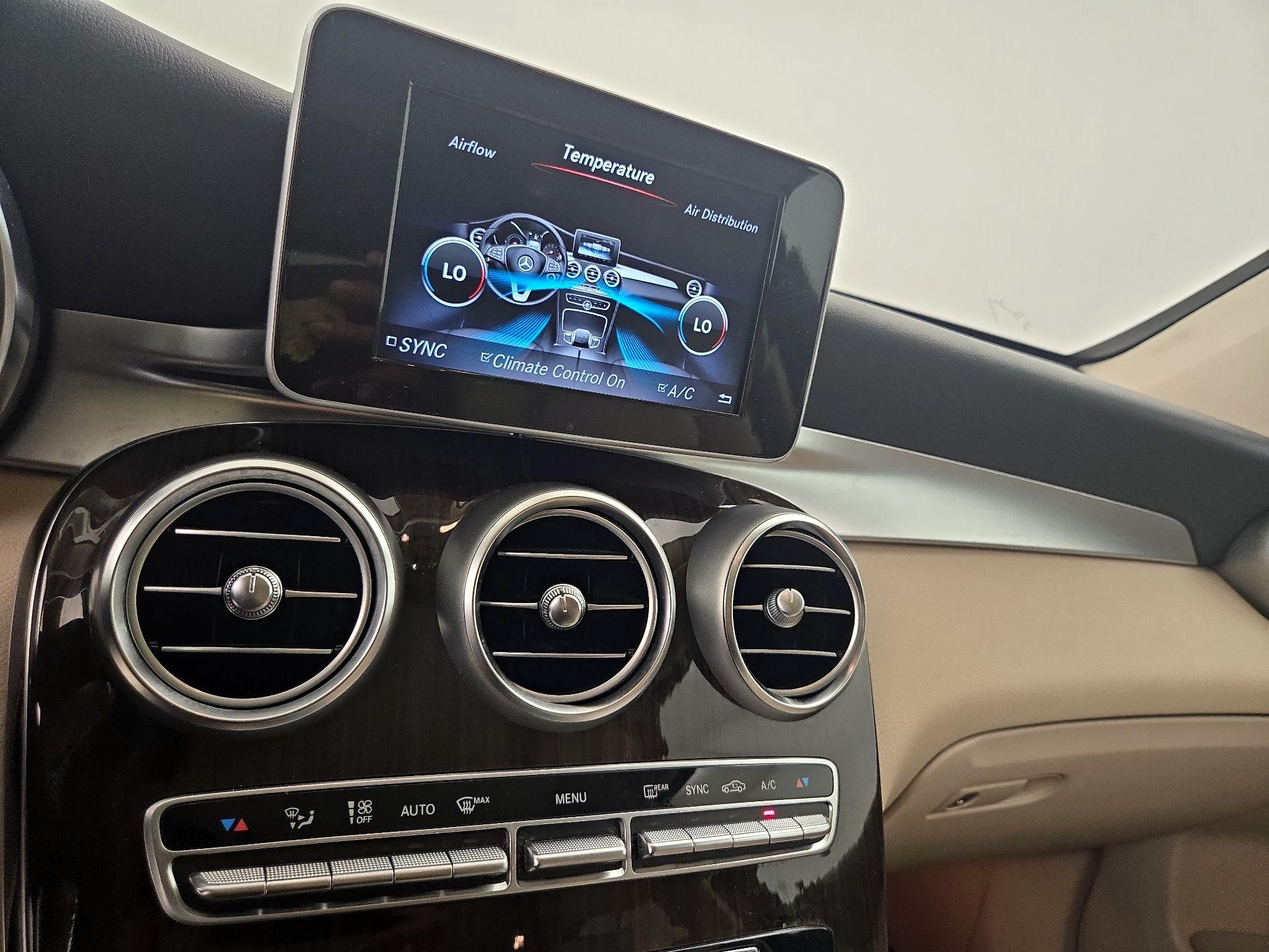 Thumbnail: 2019 Mercedes-Benz GLC - 16