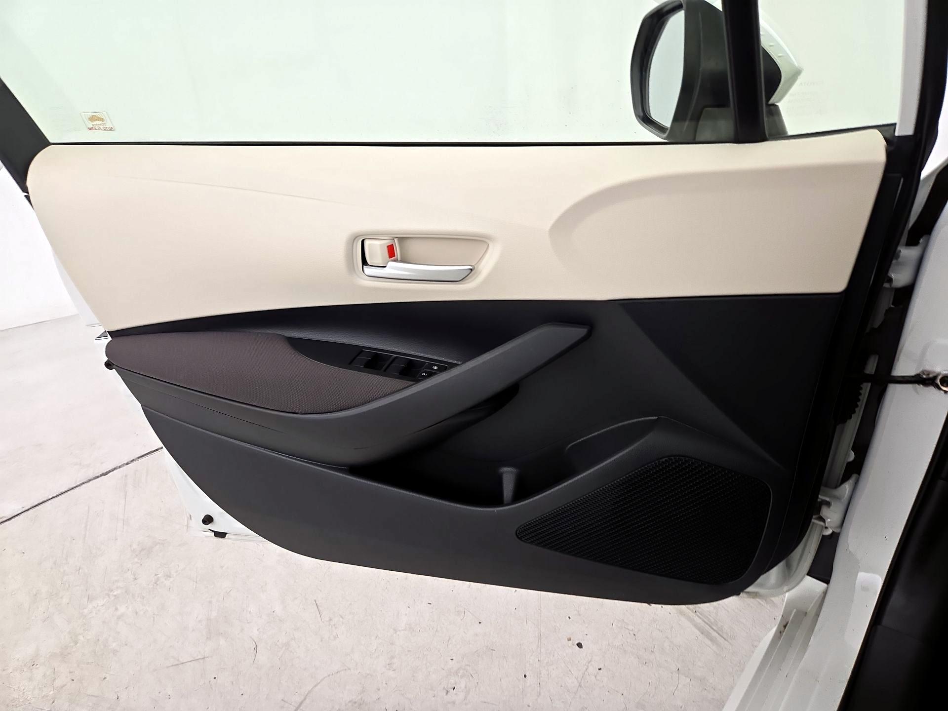 Thumbnail: 2020 Toyota Corolla - 12