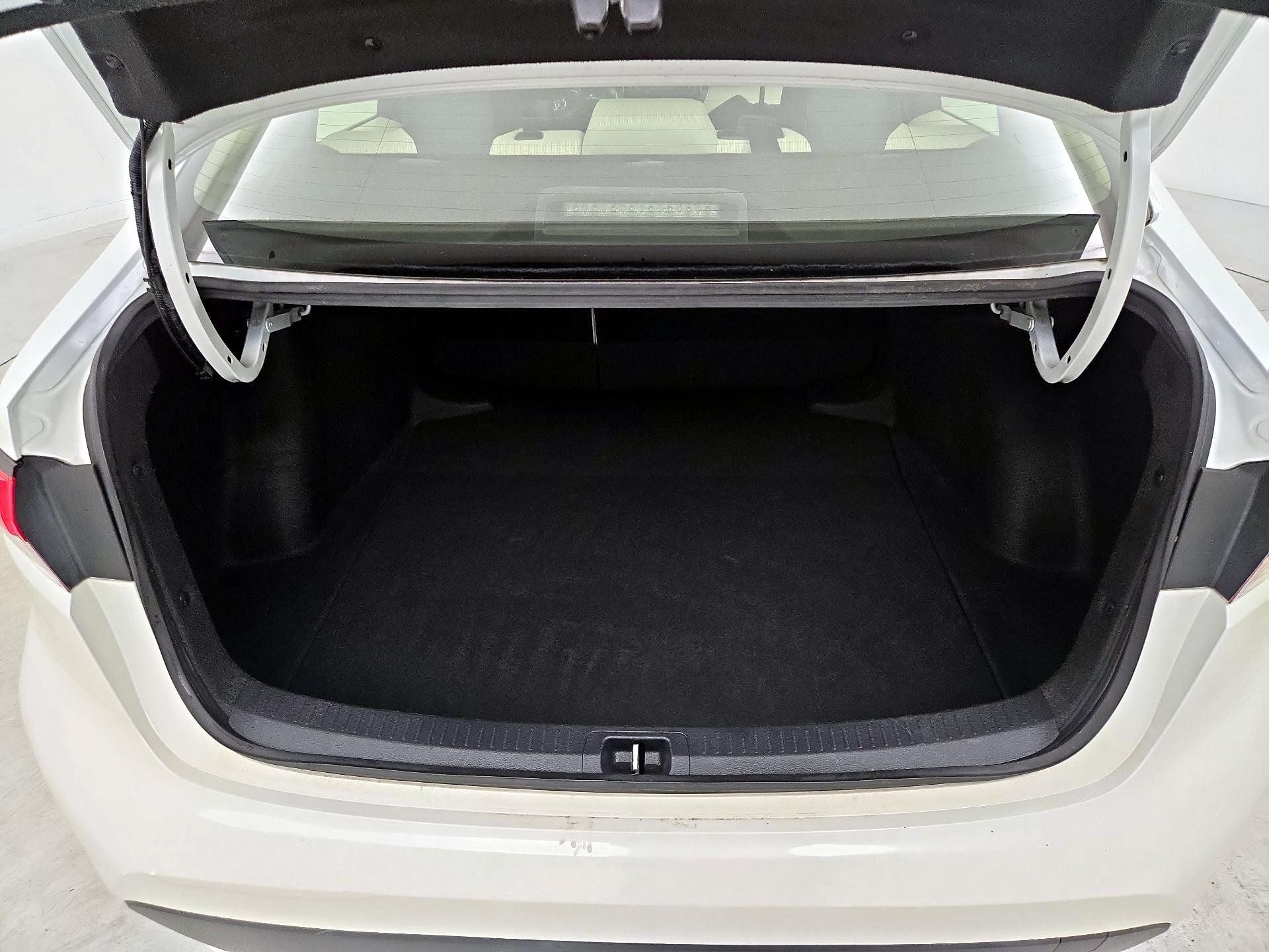 Thumbnail: 2020 Toyota Corolla - 20