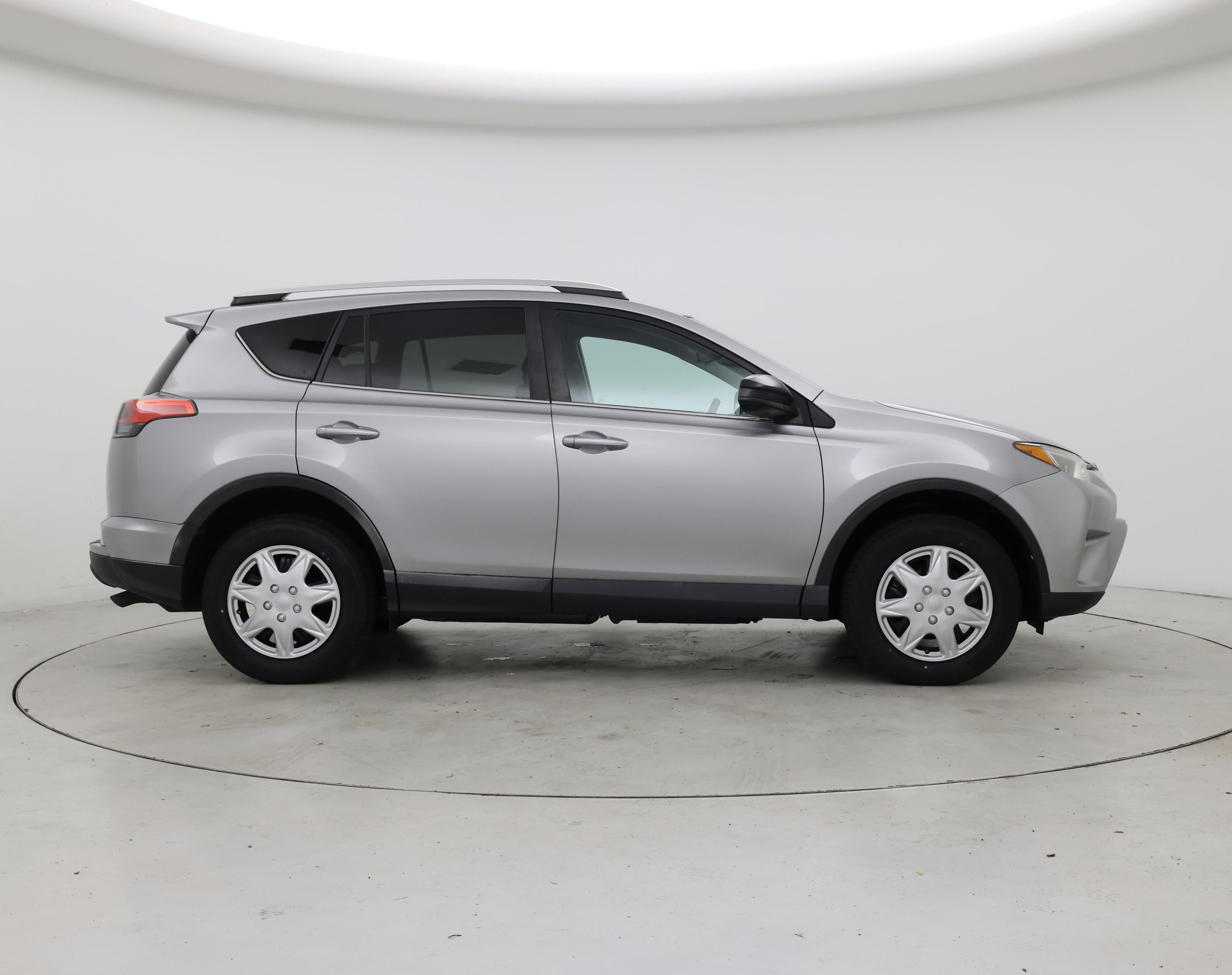 Thumbnail: 2016 Toyota RAV4 - 7