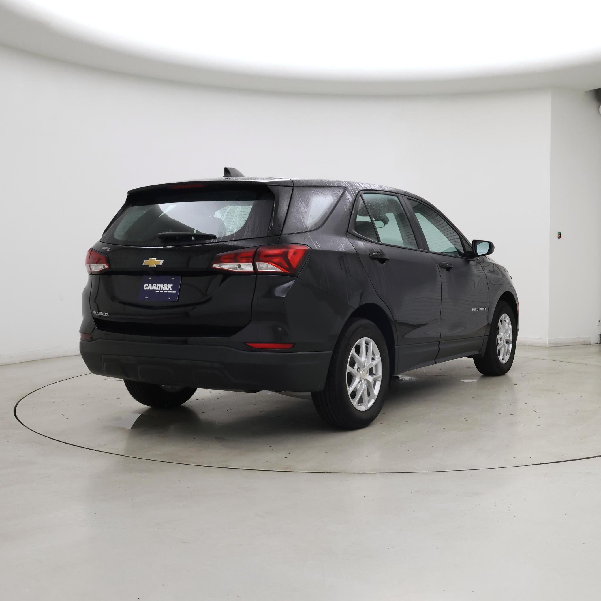 Thumbnail: 2023 Chevrolet Equinox - 8