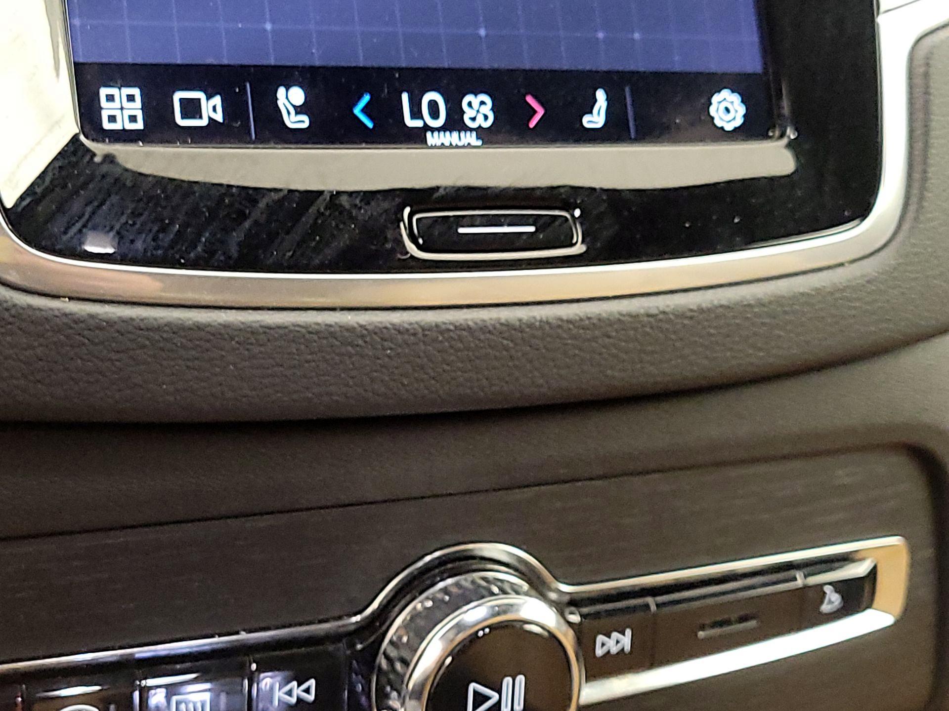 Thumbnail: 2024 Volvo XC90 - 14