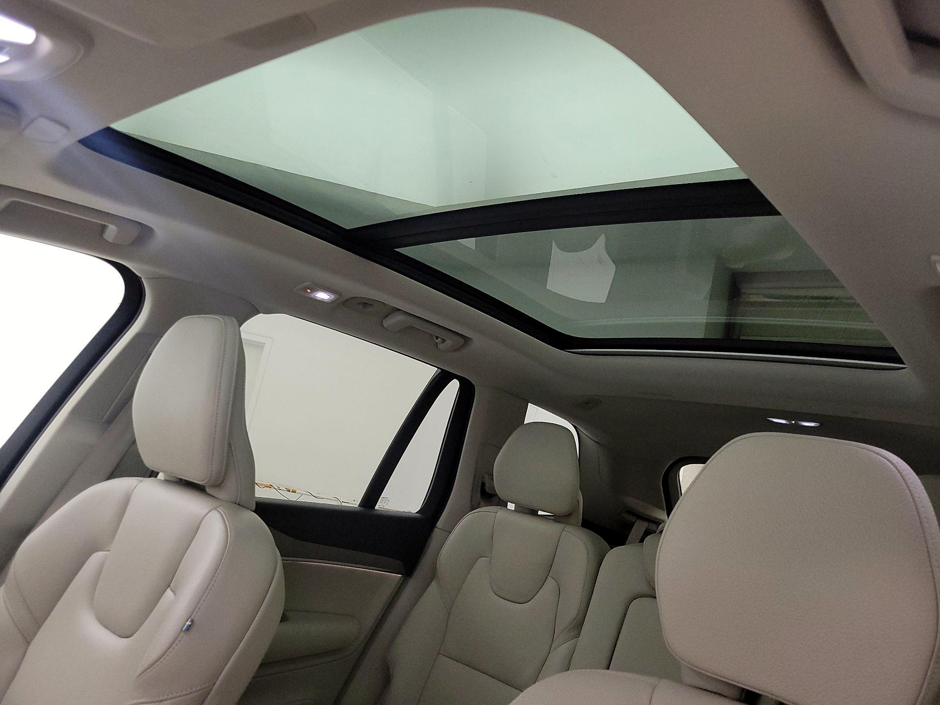 Thumbnail: 2023 Volvo XC90 - 20